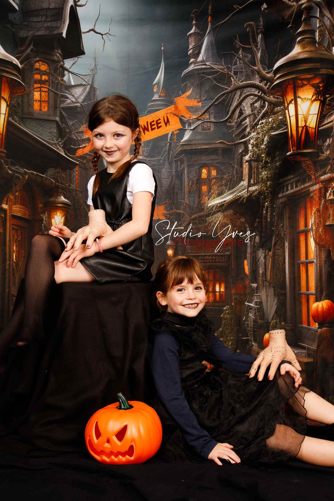 Kate Halloween Rue Citrouille Toile de fond conçu par Emetselch - Kate Backdrop FR