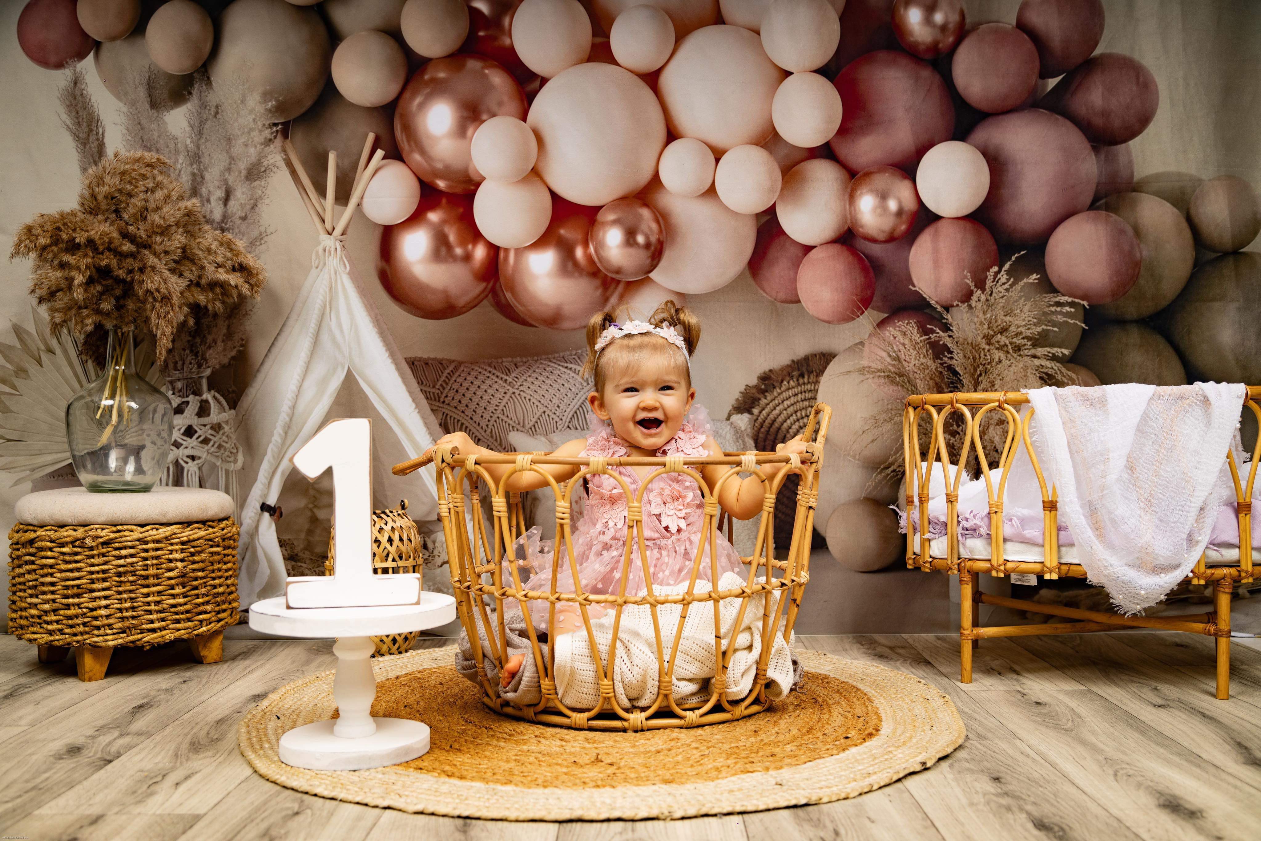 Kate Tente Boho Ballons Anniversaire Toile de fond conçue par Mandy Ringe - Kate Backdrop FR