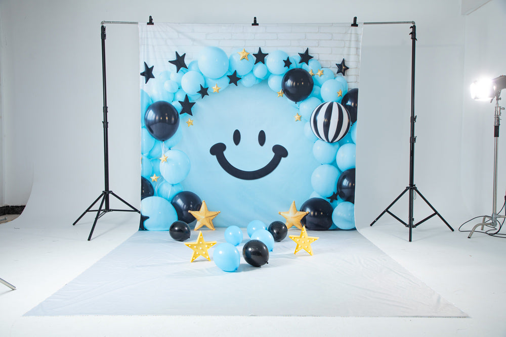 Kate Sweep Mur-à-Sol Anniversaire Ballons Sourire Toile de fond conçue par Emetselch - Kate Backdrop FR
