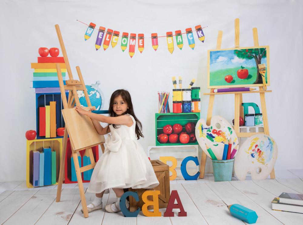 Kate Artiste Retour à l'école Peinture Toile de fond conçu par Emetselch - Kate Backdrop FR