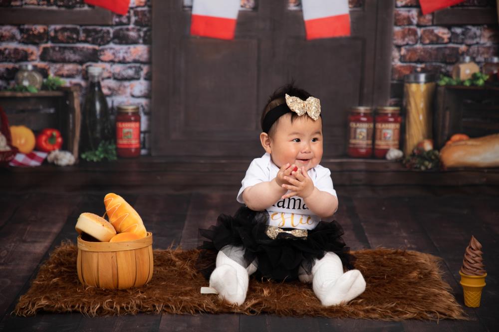 Kate Spaghetti Cake smash Brique Cuisine Pain Toile de fond conçue par Rose Abbas - Kate Backdrop FR