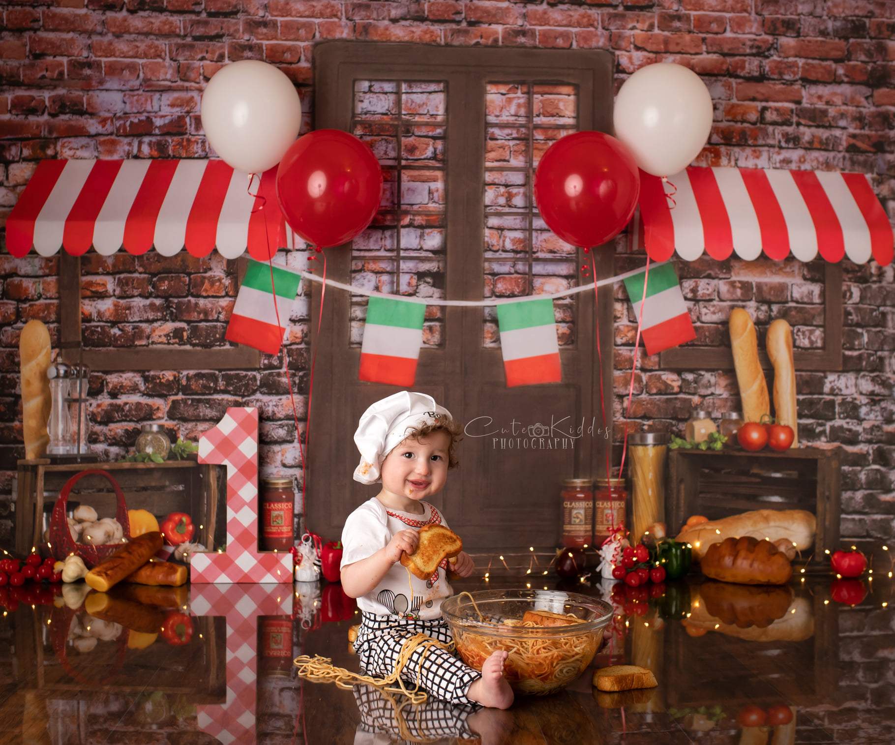 Kate Spaghetti Cake smash Brique Cuisine Pain Toile de fond conçue par Rose Abbas - Kate Backdrop FR