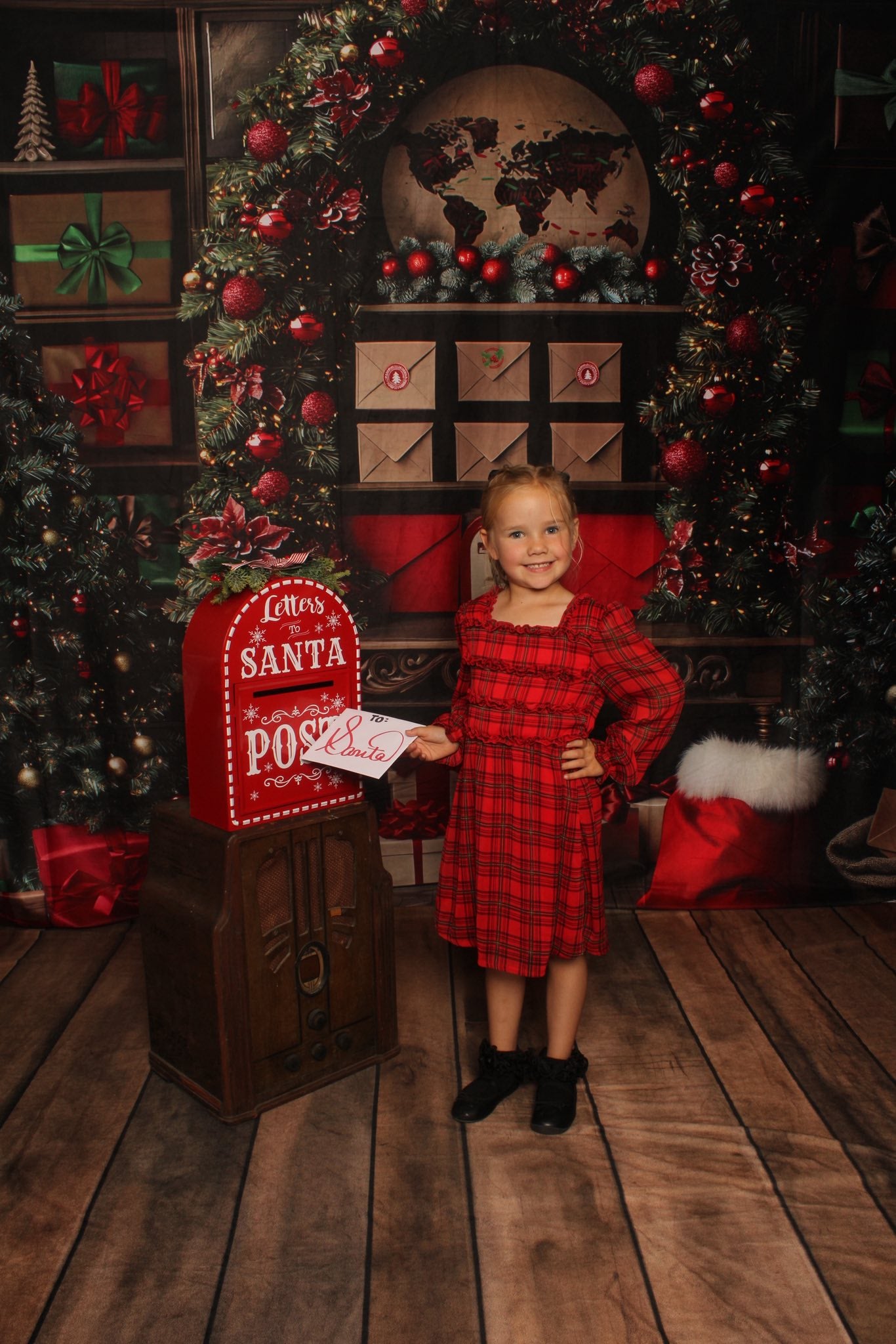 Kate Sapin de Noël Salle du courrier Cadeaux Toile de fond conçue par Mini MakeBelieve - Kate Backdrop FR