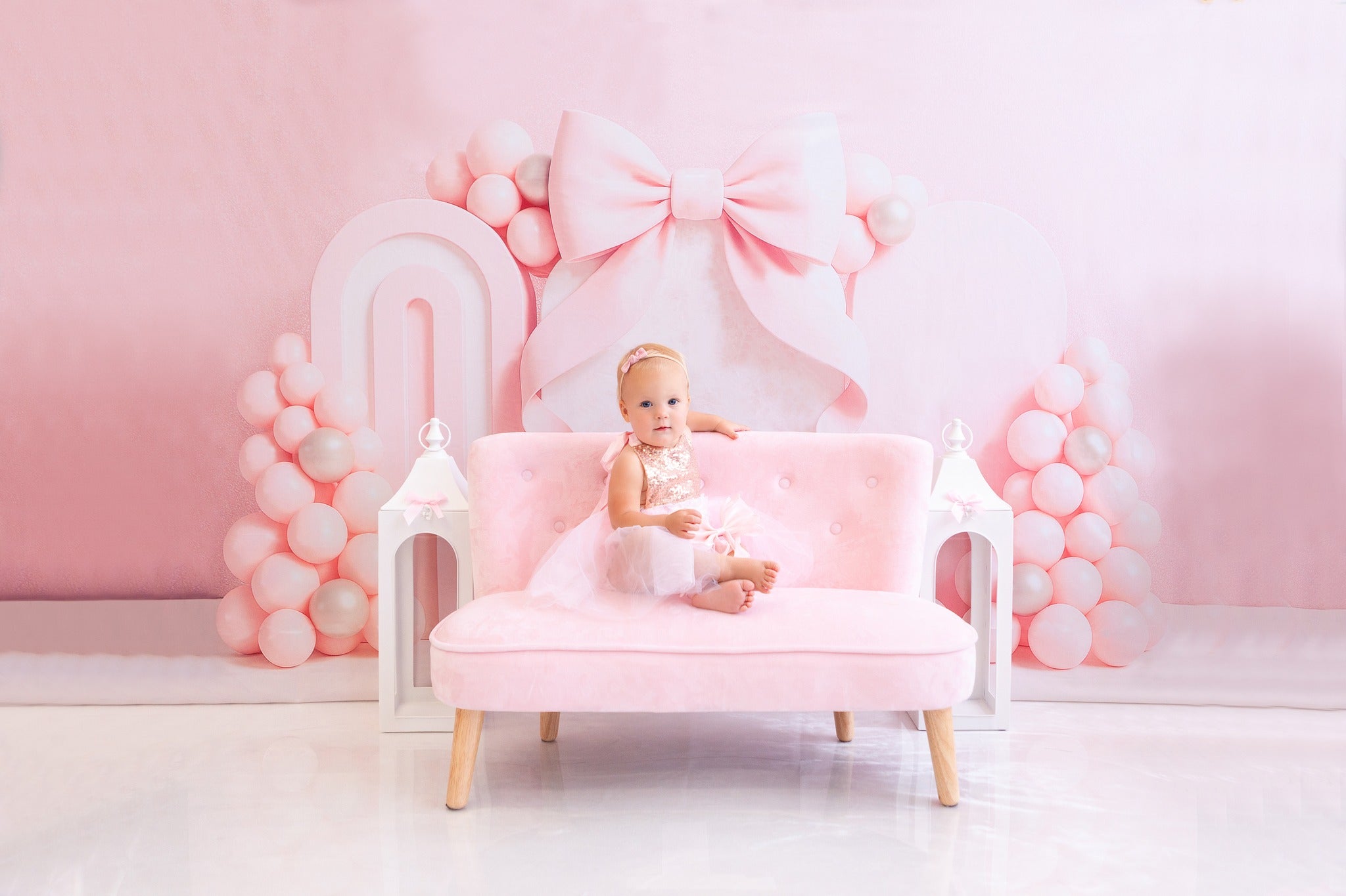 Kate Anniversaire Nœud Rose Ballon Arche Toile de fond conçu par Ashley Paul - Kate Backdrop FR