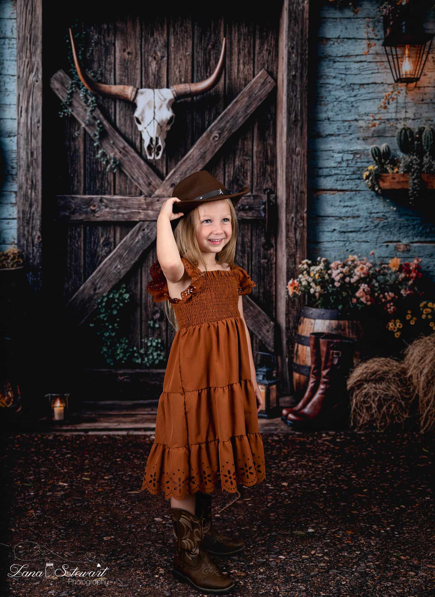 Kate Cowboy Rustique Grange Porte Toile de fond conçue par Emetselch - Kate Backdrop FR