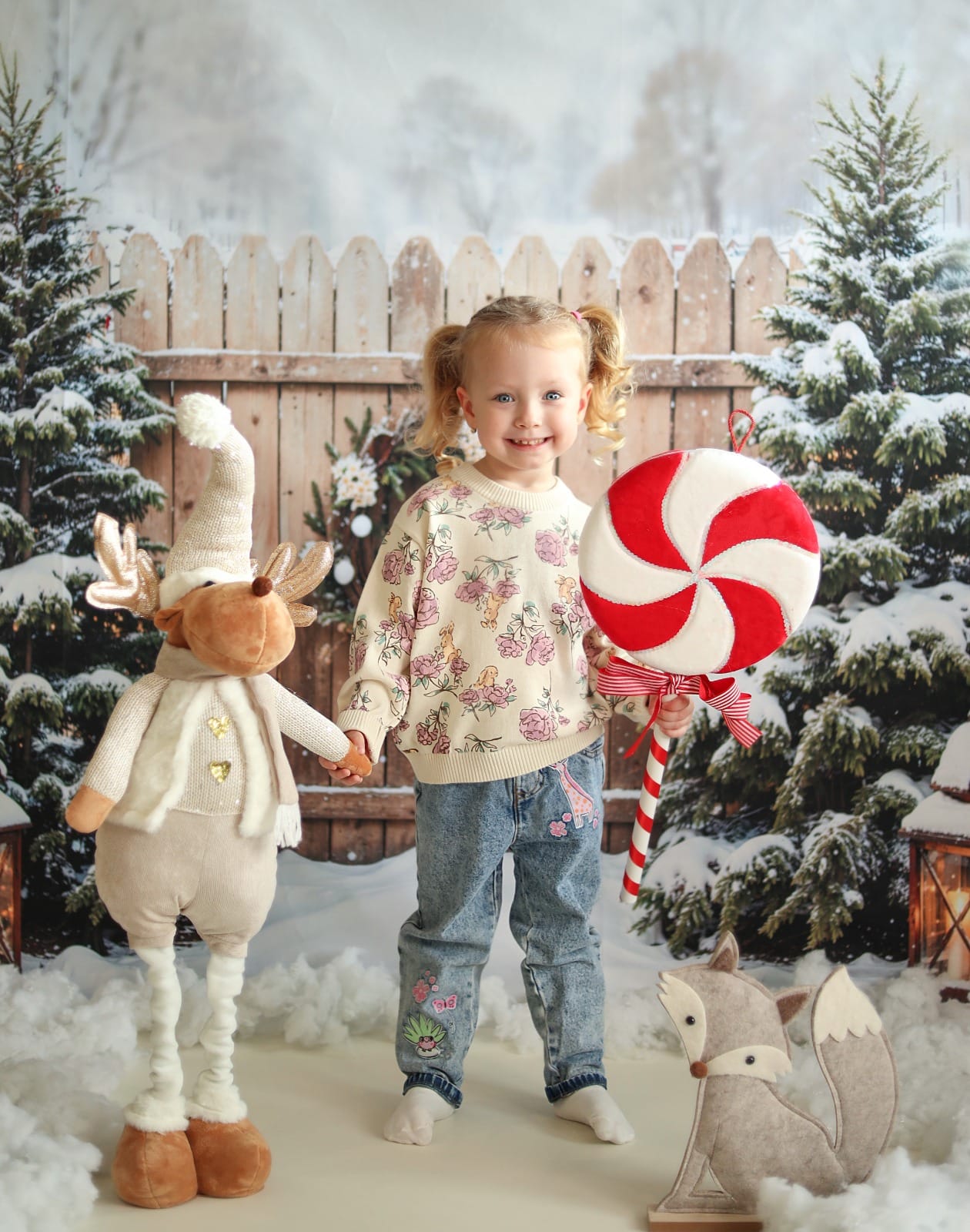 Kate Hiver Extérieur Forêt Sapin de Noël Clôture Toile de fond conçue par Emetselch - Kate Backdrop FR