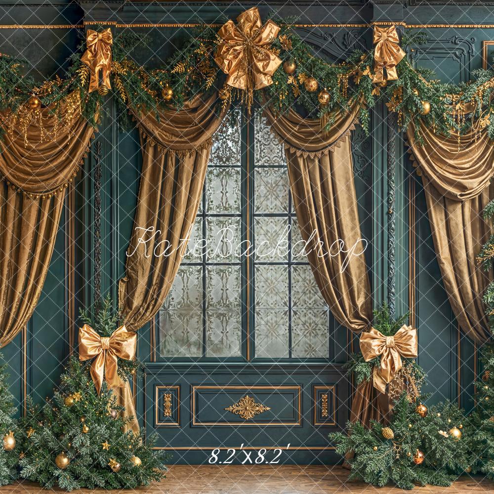 Kate Noël Fenêtre Sapins Guirlandes Or Toile de fond conçue par Emetselch - Kate Backdrop FR