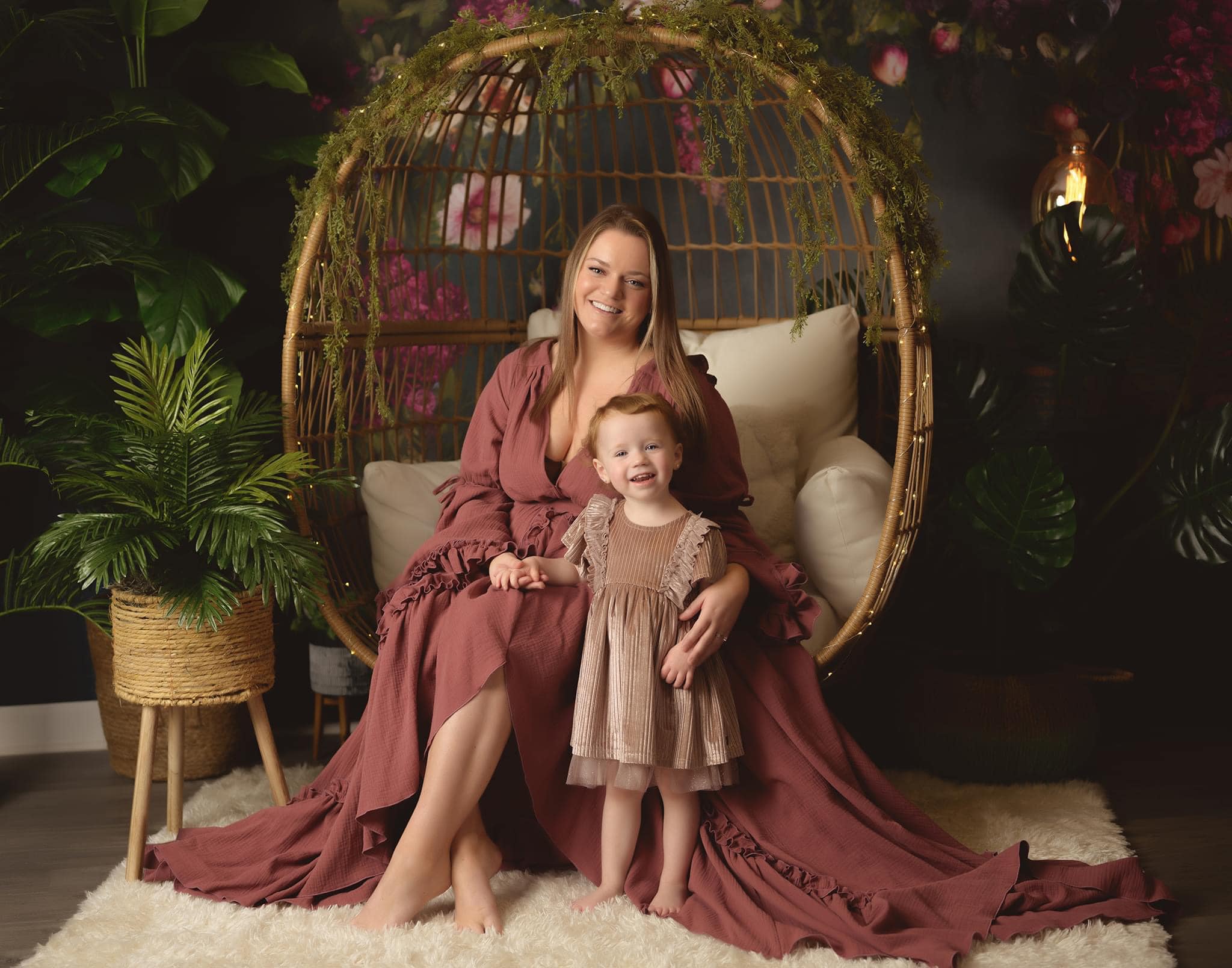 Offres Éclair-Kate Sarcelle foncée Fleurs Beaux-arts Toile de fond en Laine conçue par Mini MakeBelieve - Kate Backdrop FR