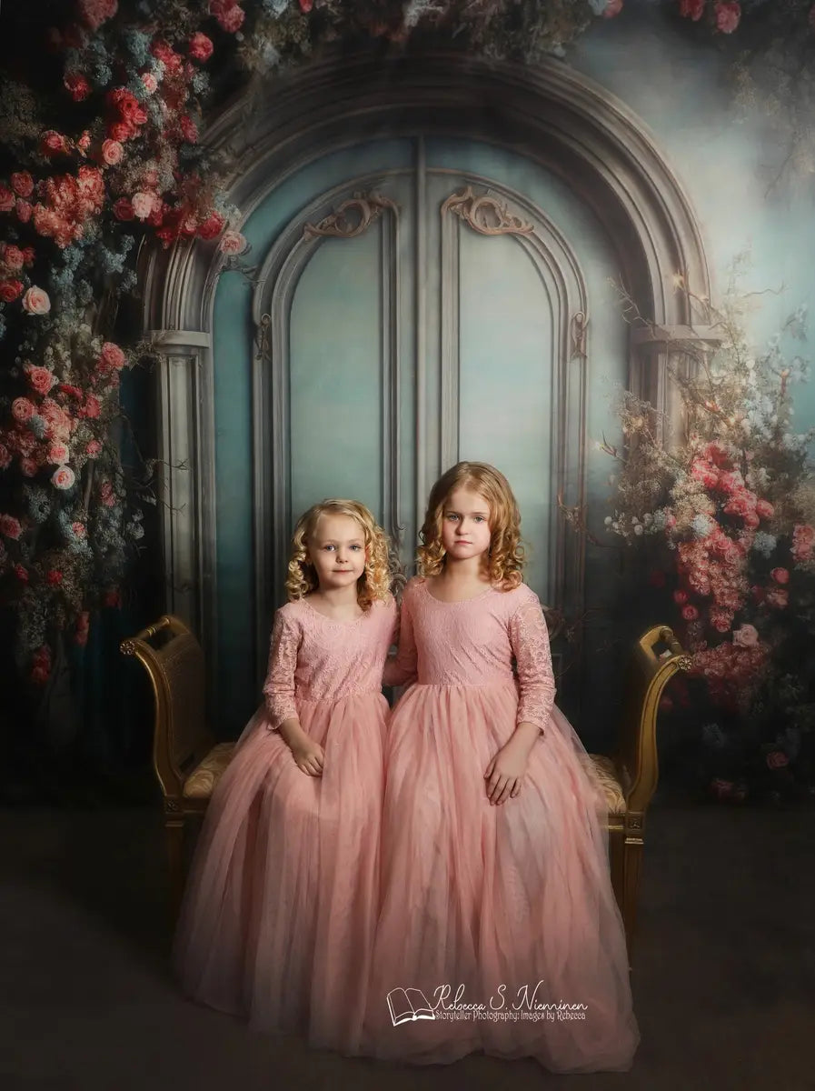 Kate Porte bleue Arche florale Rose Toile de fond conçue par Emetselch - Kate Backdrop FR