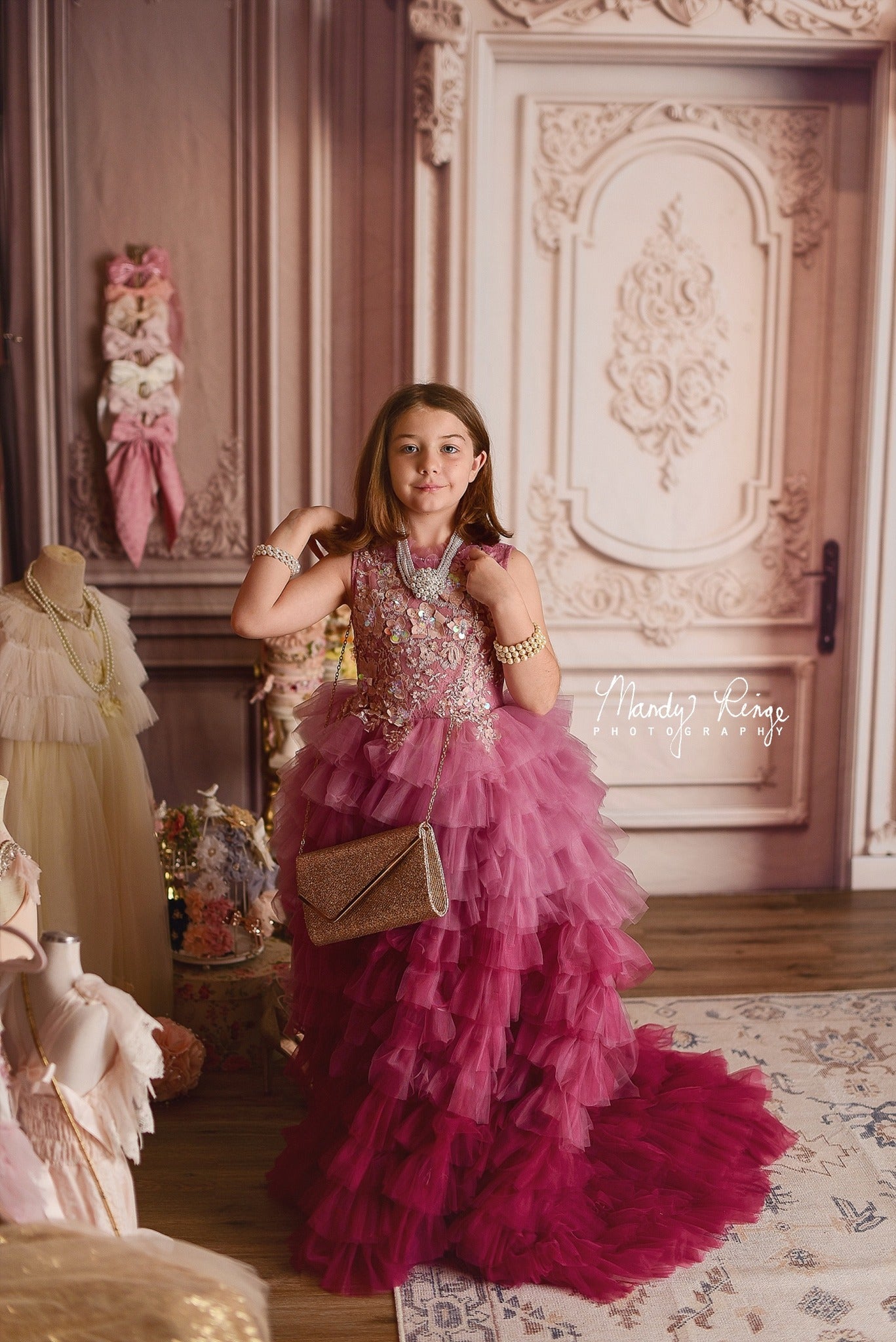 Kate Crème Mur Victorien Vintage Toile de fond conçue par Mandy Ringe - Kate Backdrop FR