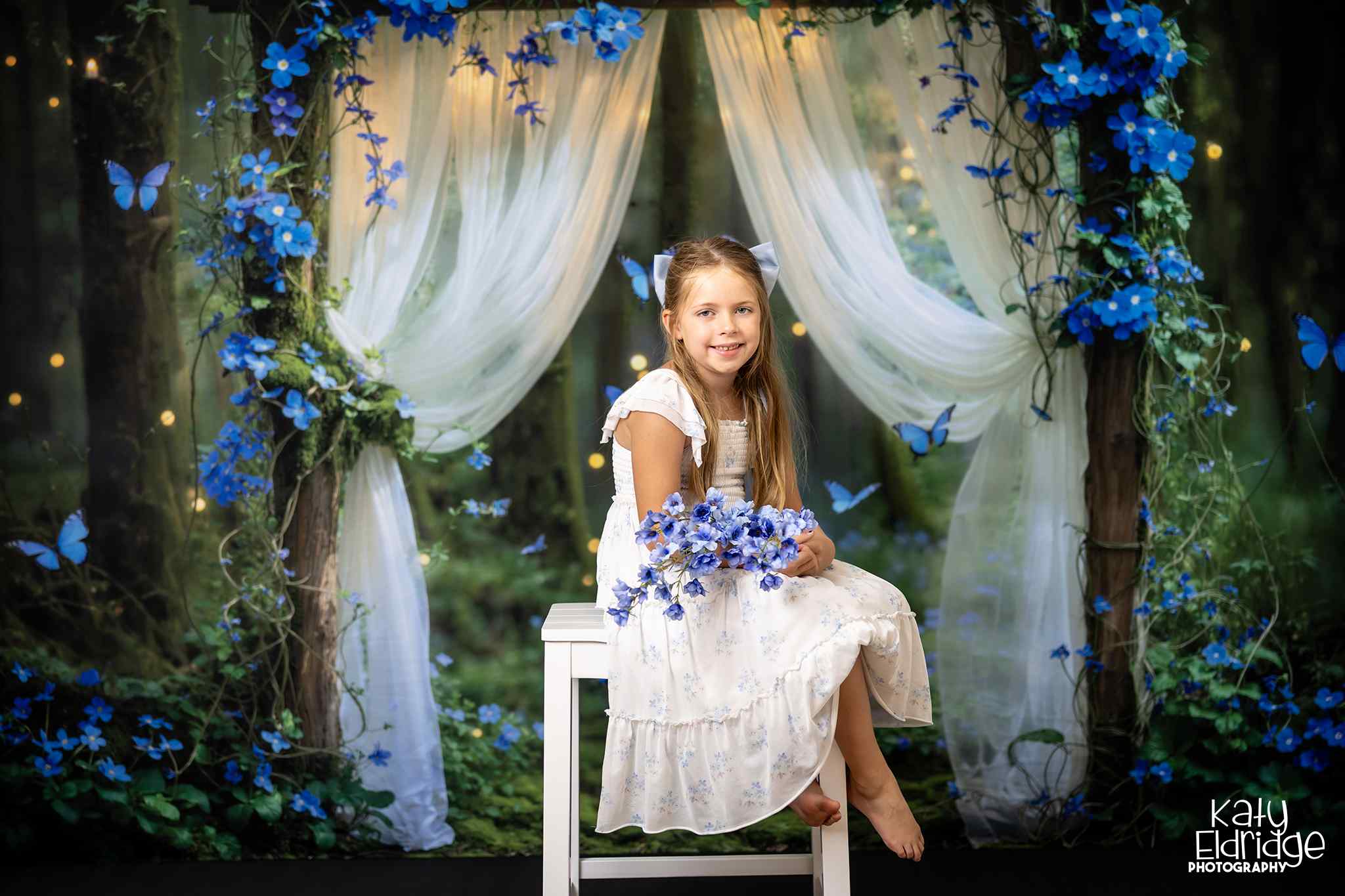 Kate Forêt Fleurs Bleues Conte de fées Toile de fond conçue par Chain Photographie - Kate Backdrop FR
