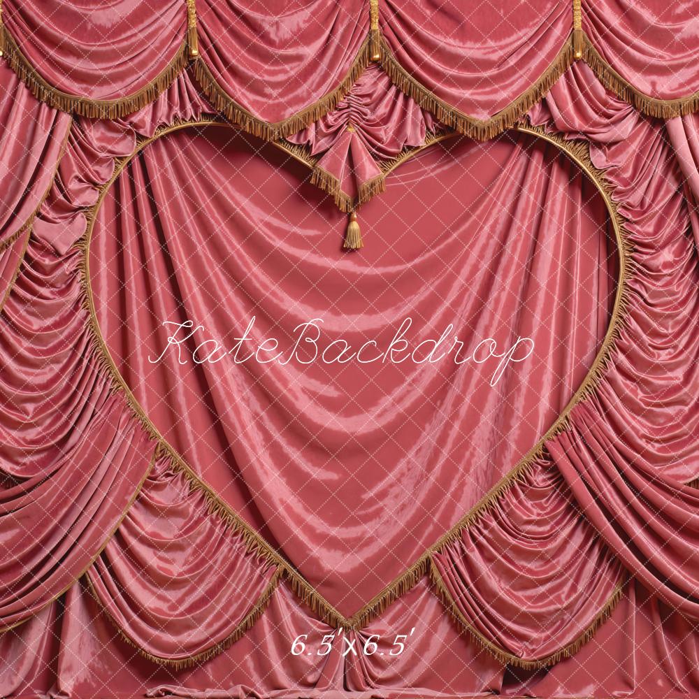 Kate Saint Valentin Rideau Coeur Drapé Toile de fond conçue par Mini MakeBelieve
