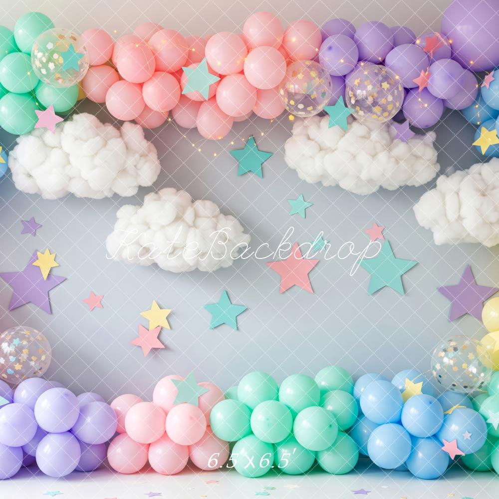 Kate Anniversaire Ballons Nuages Étoiles Pastel Toile de fond conçue par Patty Roberts