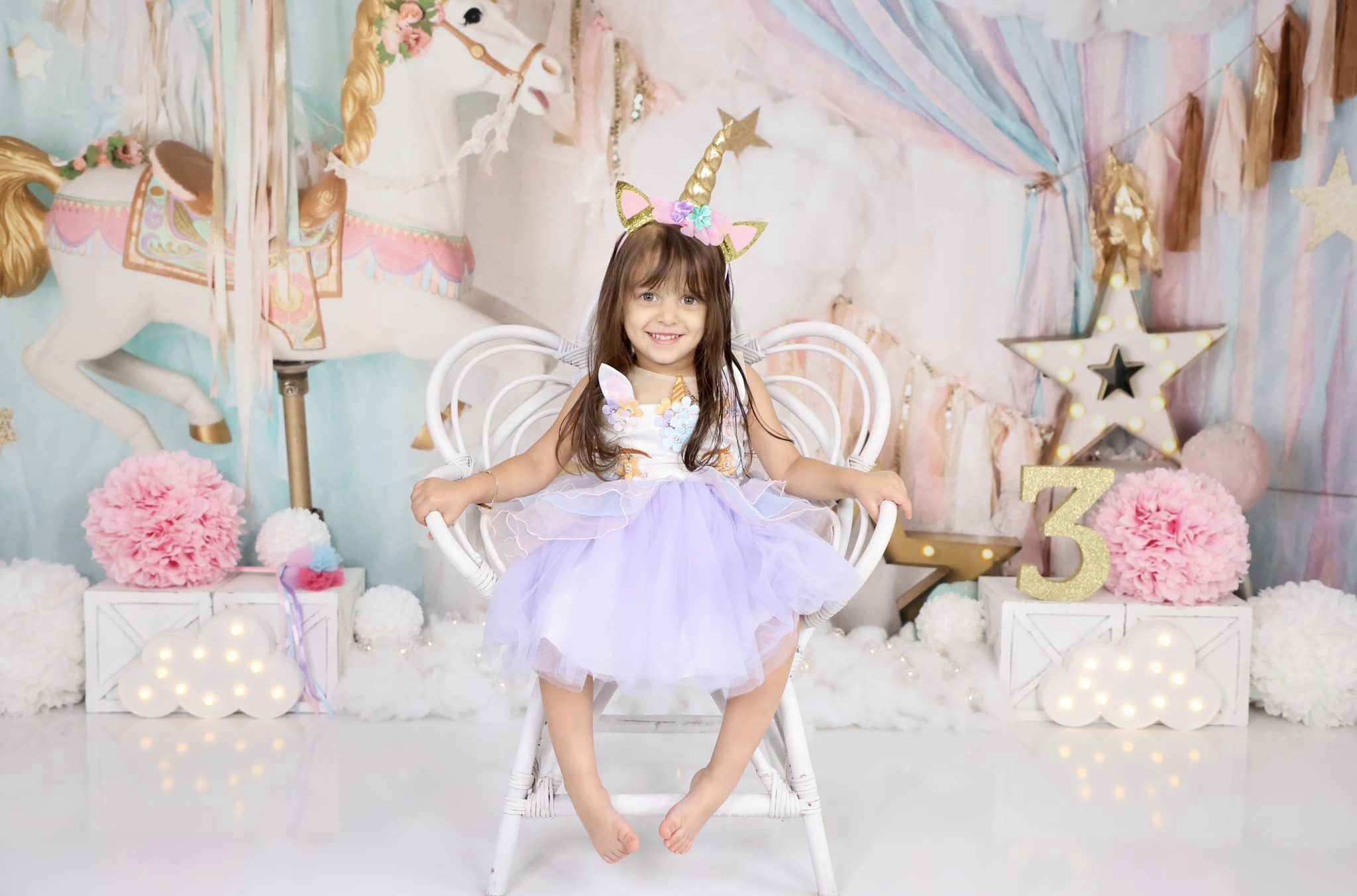 Kate Anniversaire Rêves Carrousel Licorne Toile de fond conçue par Mandy Ringe - Kate Backdrop FR