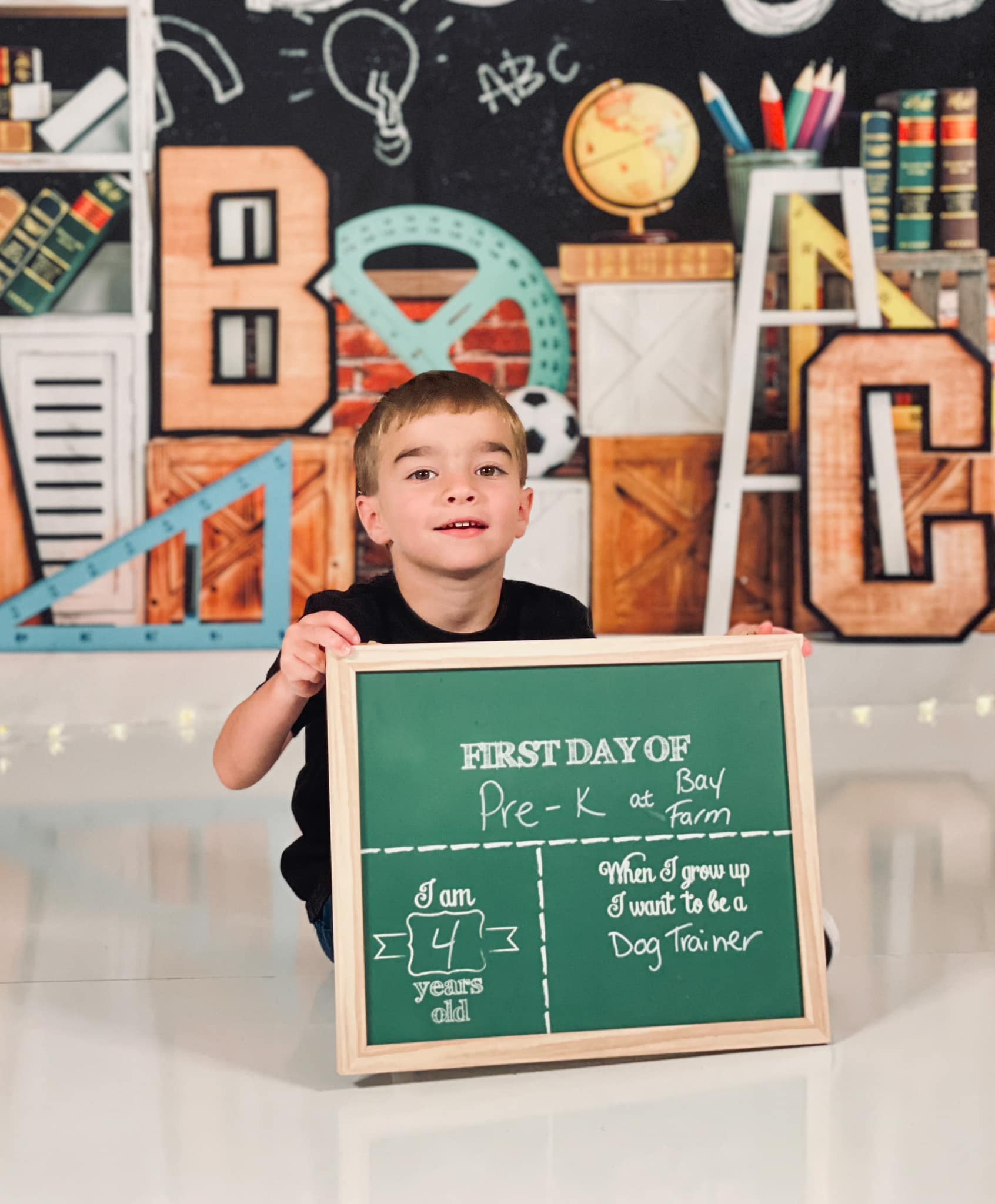 Kate Retour à l'école ABC Tableau noir Toile de fond conçue par emetselch