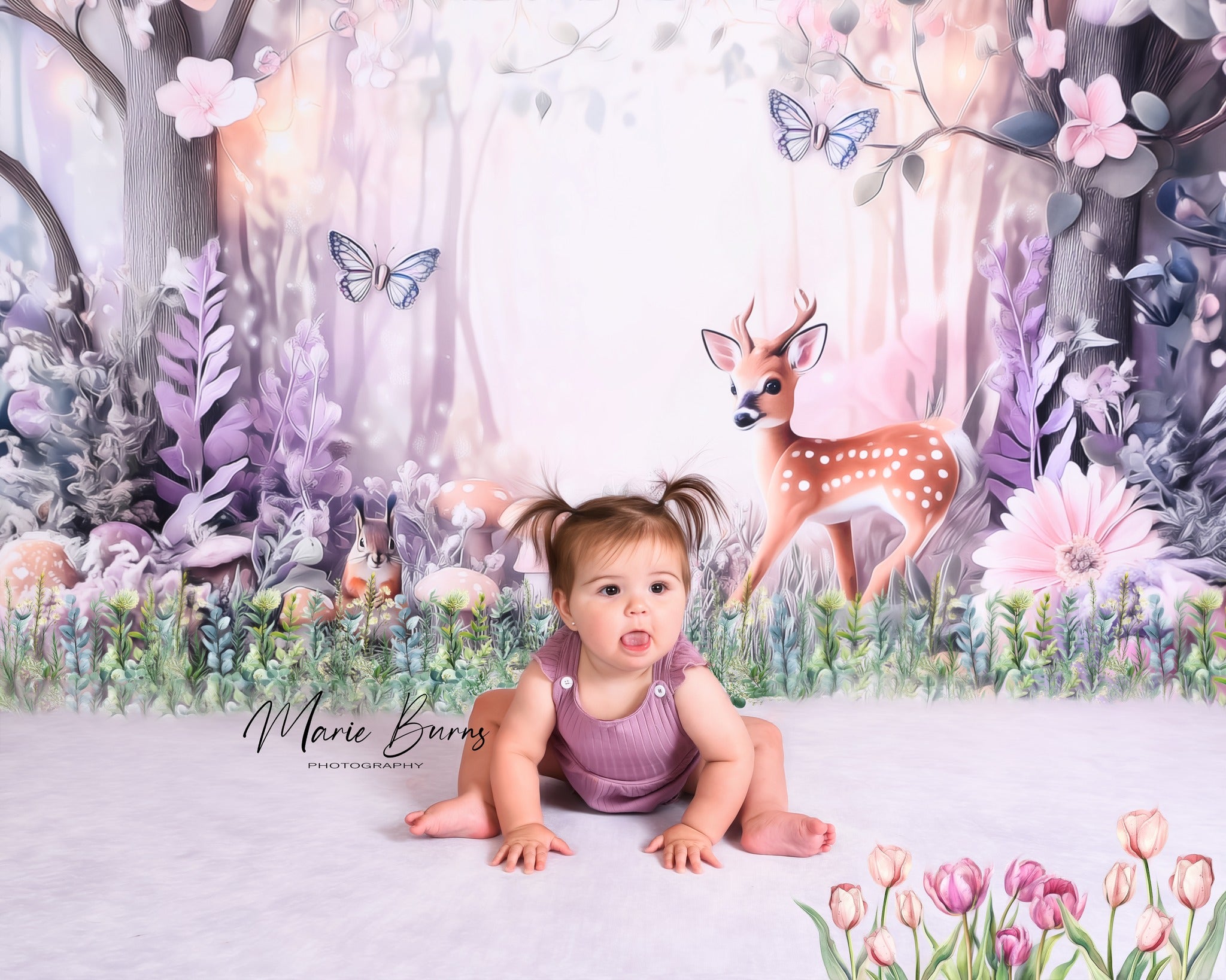 Kate Cerf Forêt Fleurs Conte de fées Toile de fond conçu par Ashley Paul - Kate Backdrop FR