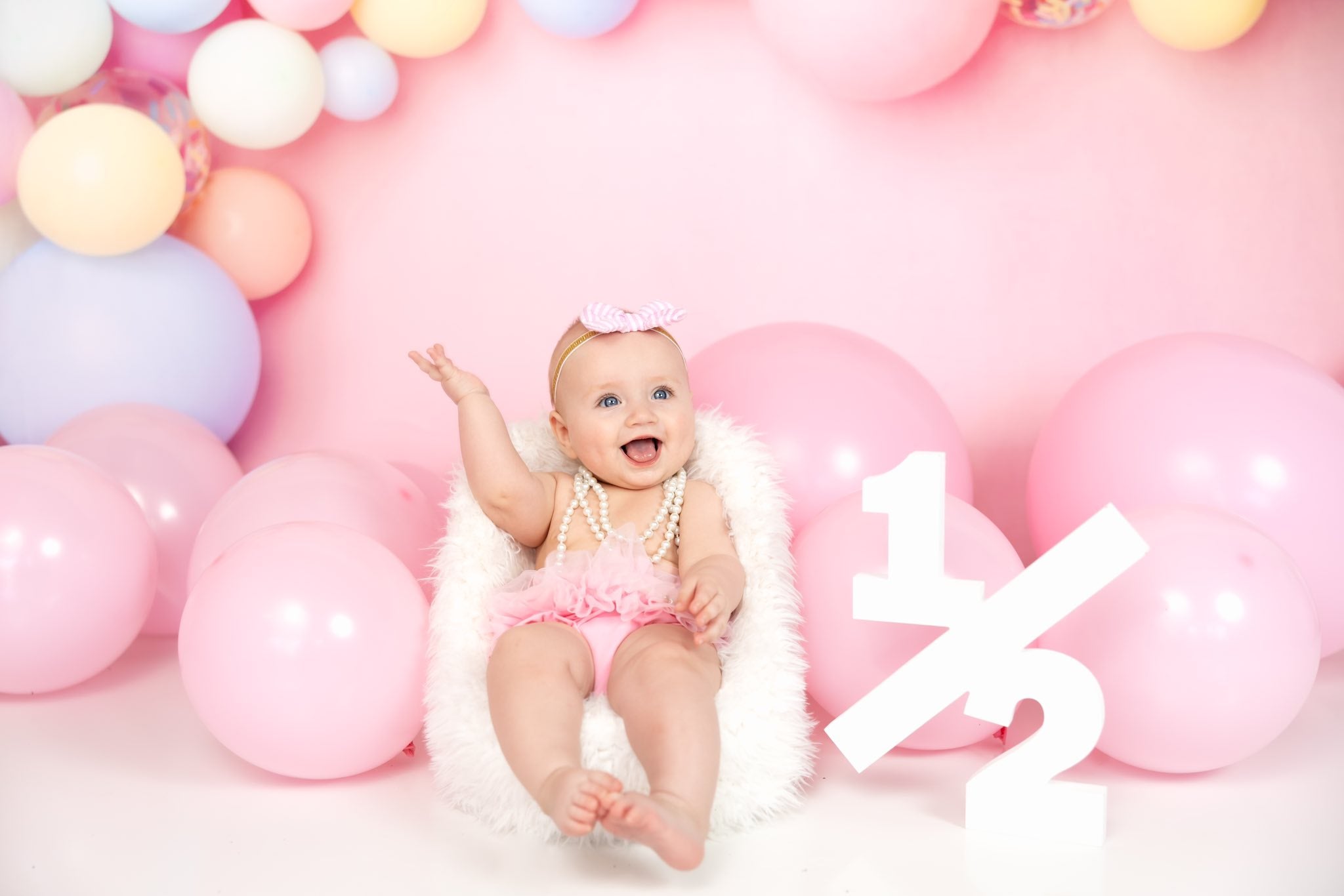 Kate Anniversaire Rose Ballons Pastel Toile de fond conçu par Melissa King - Kate Backdrop FR