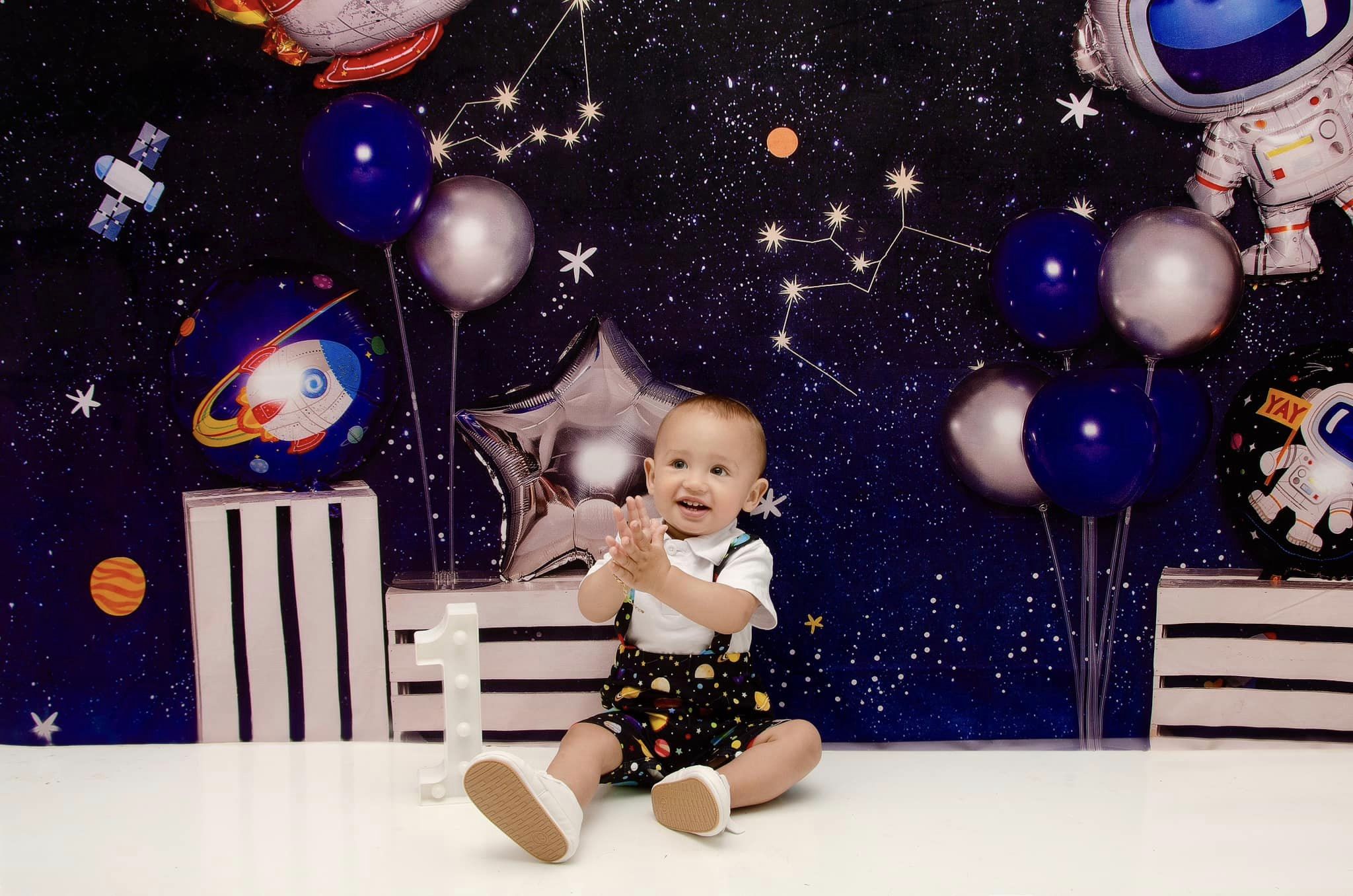 Kate Astronaute Univers Cake Smash Toile de fond conçu par Emetselch - Kate Backdrop FR