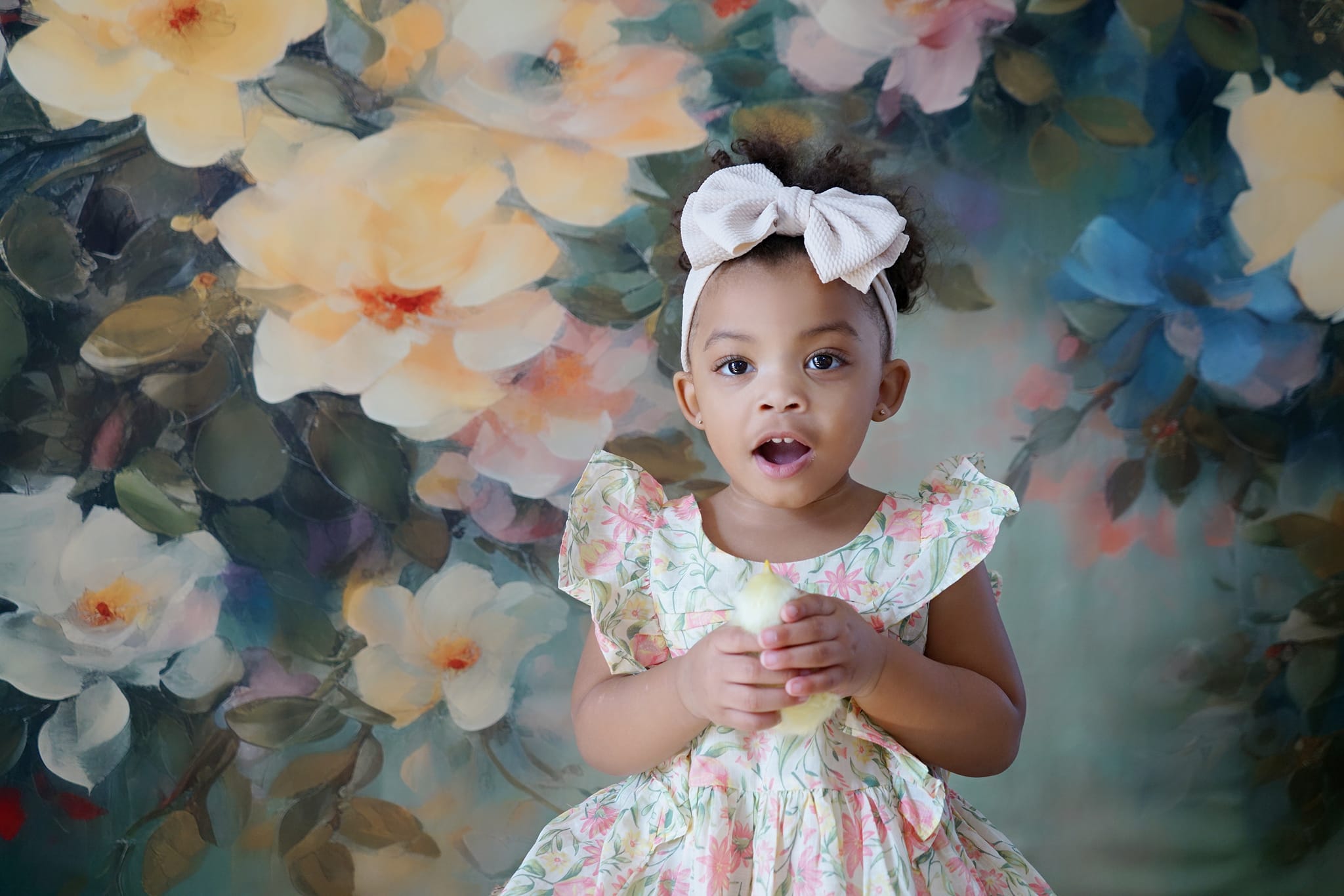 Kate Jaune Fleurs Beaux-Arts Toile de fond conçue par GQ - Kate Backdrop FR