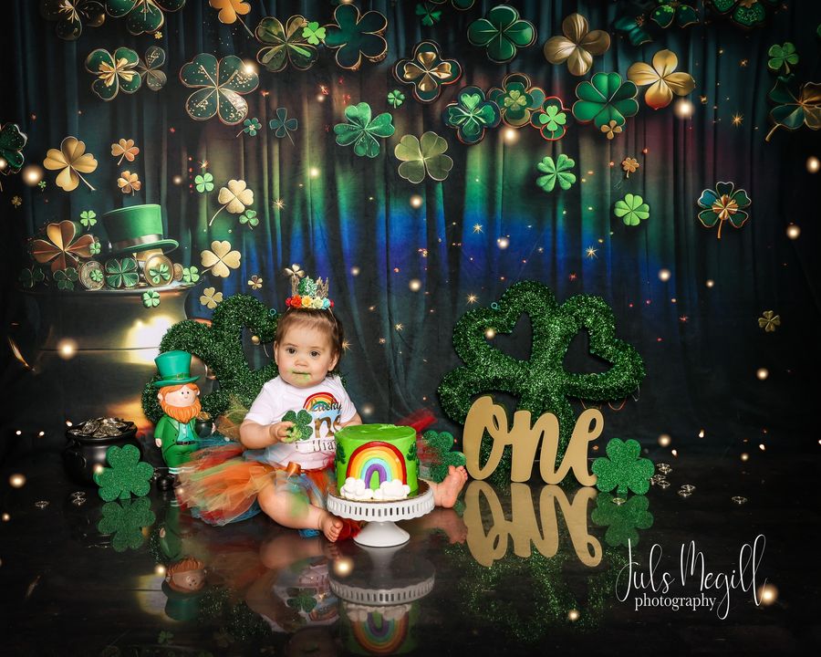 Kate Saint Patty Trèfle Vert Arc-en-ciel Toile de fond conçue par Mini MakeBelieve - Kate Backdrop FR
