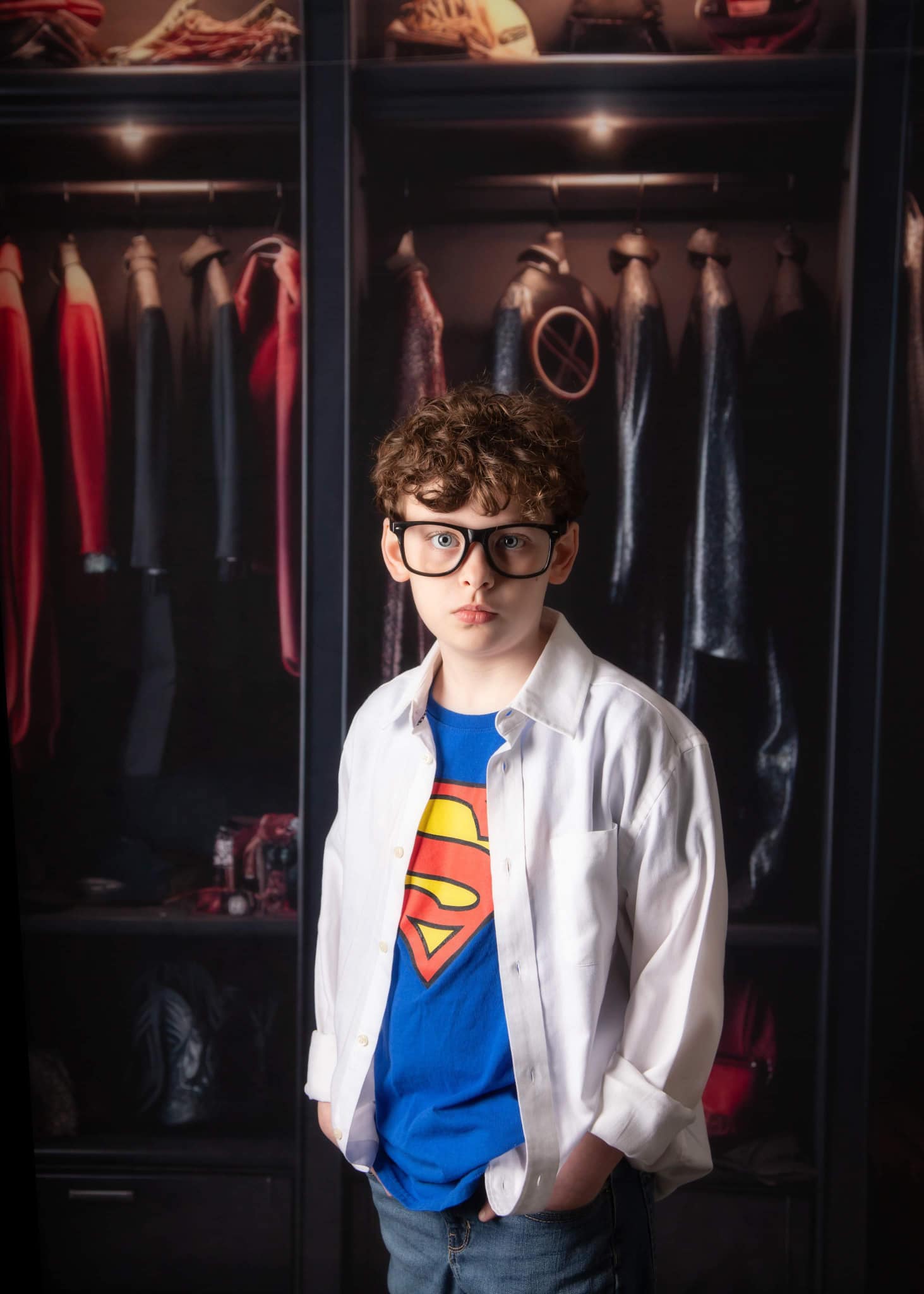 Kate Super héros Robe Placard Toile de fond conçue par Mandy Ringe - Kate Backdrop FR