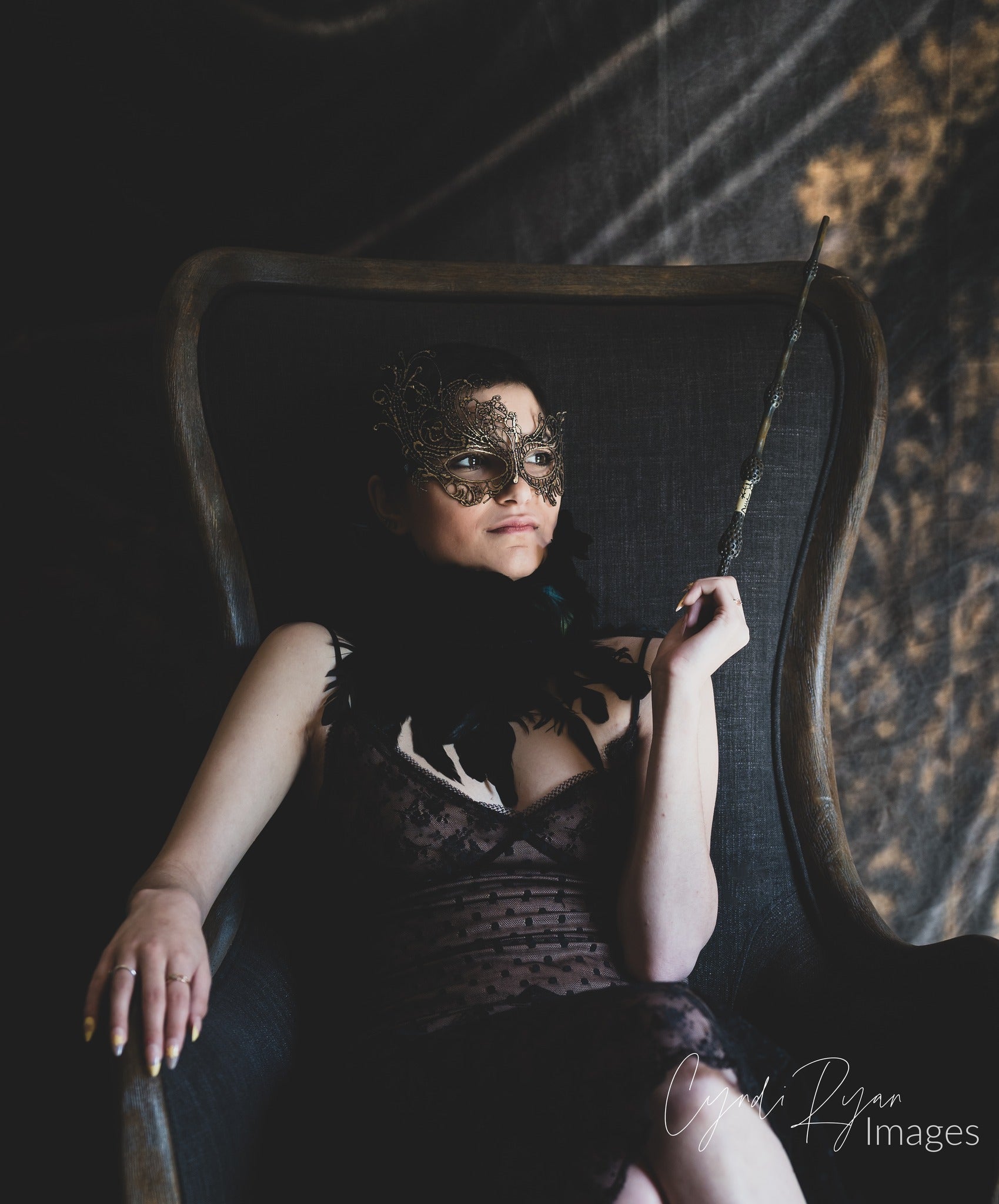 Kate Rideau Vintage Couleur sombre Porte Toile de fond conçue par Marina Smith - Kate Backdrop FR