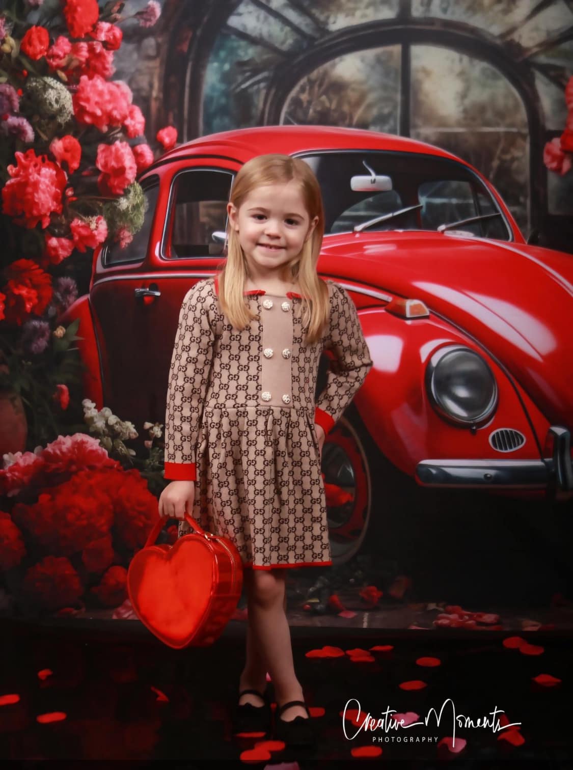 Kate Saint Valentin Voiture Rouge Toile de fond conçue par Patty Robert - Kate Backdrop FR