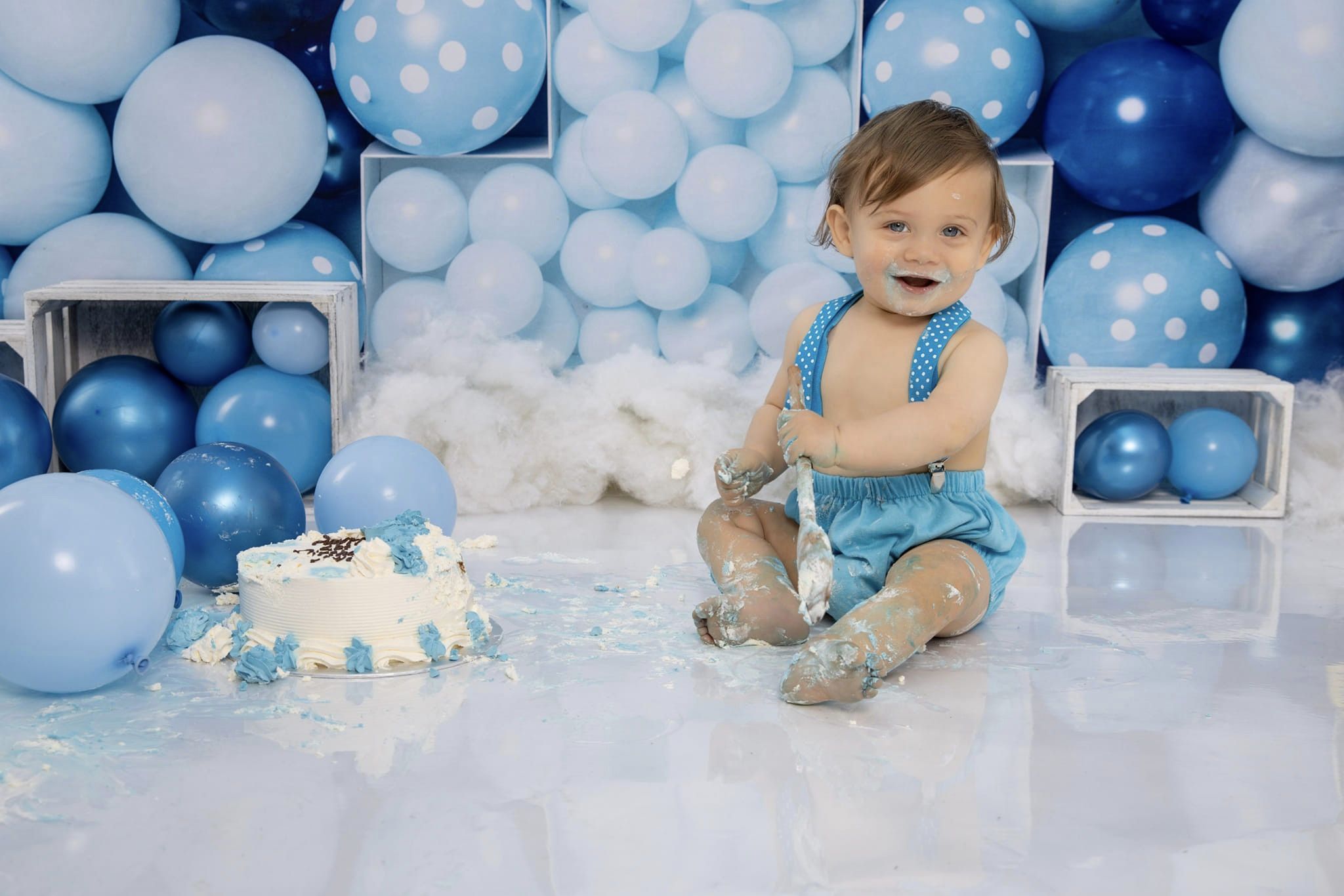 Kate Ballons Bleu 1er Anniversaire Enfant Toile de fond conçu par Kerry Anderson - Kate Backdrop FR