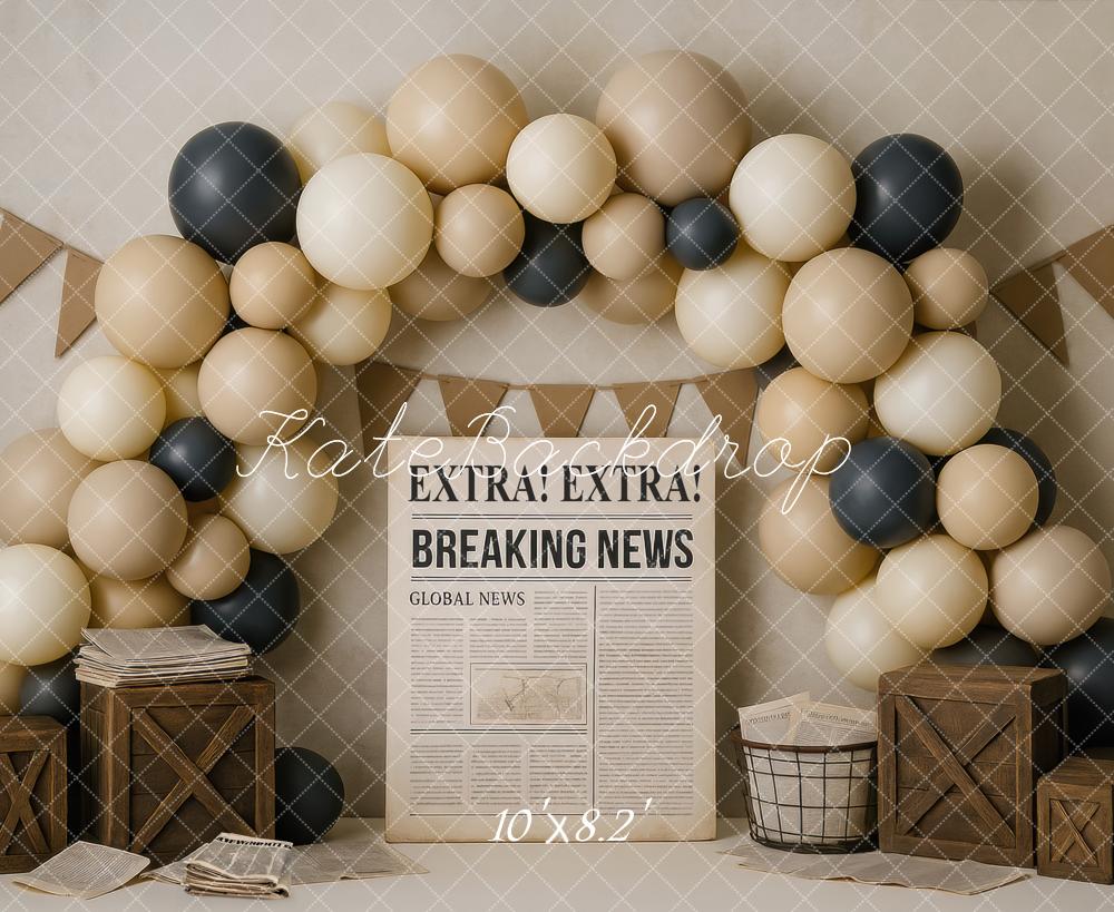 Kate Breaking News Ballons Arche Beige Toile de fond conçue par Mini MakeBelieve