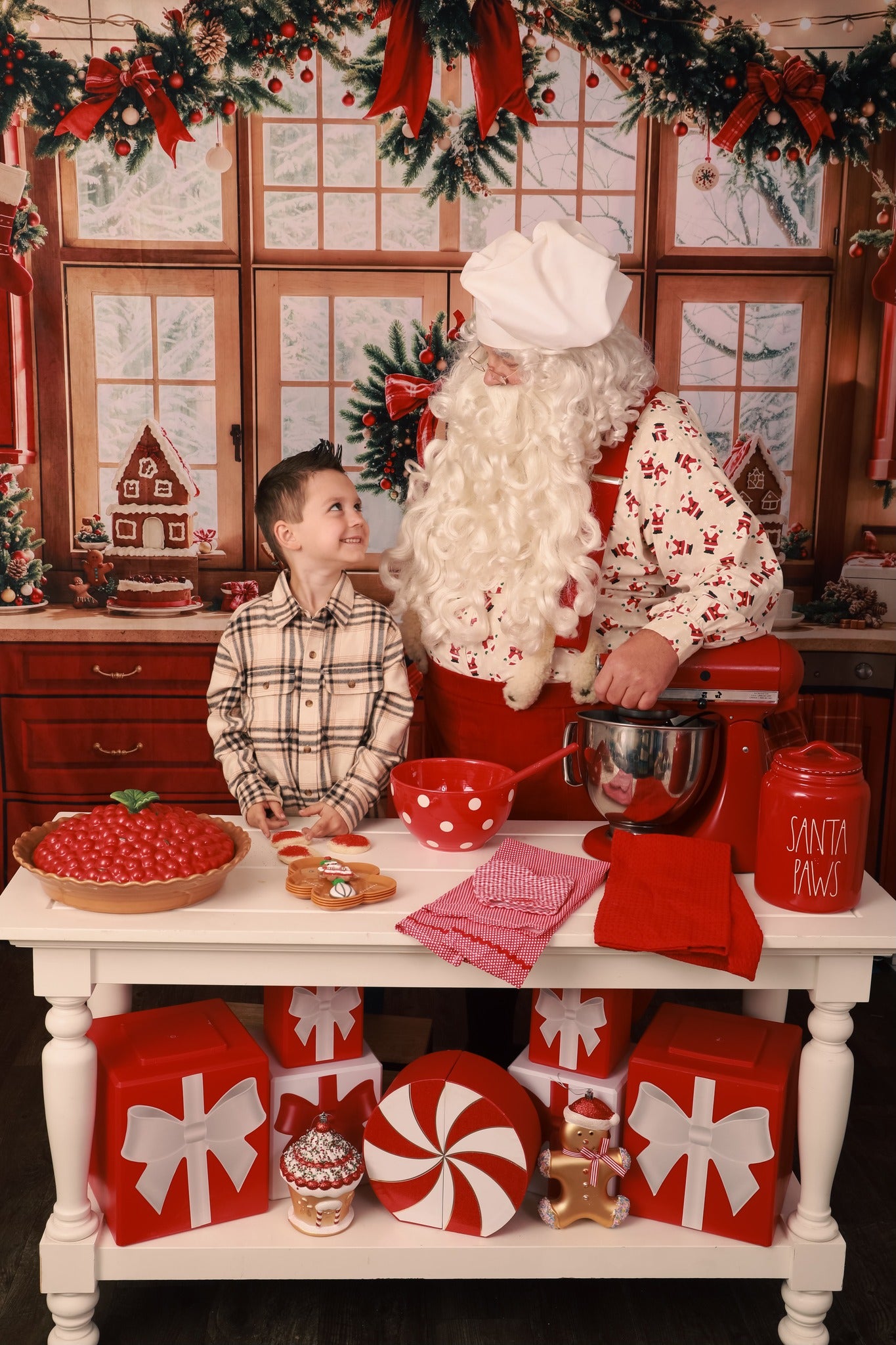 Kate Noël Cuisine Rouge Rétro Armoires Fenêtre Toile de fond conçue par Emetselch - Kate Backdrop FR