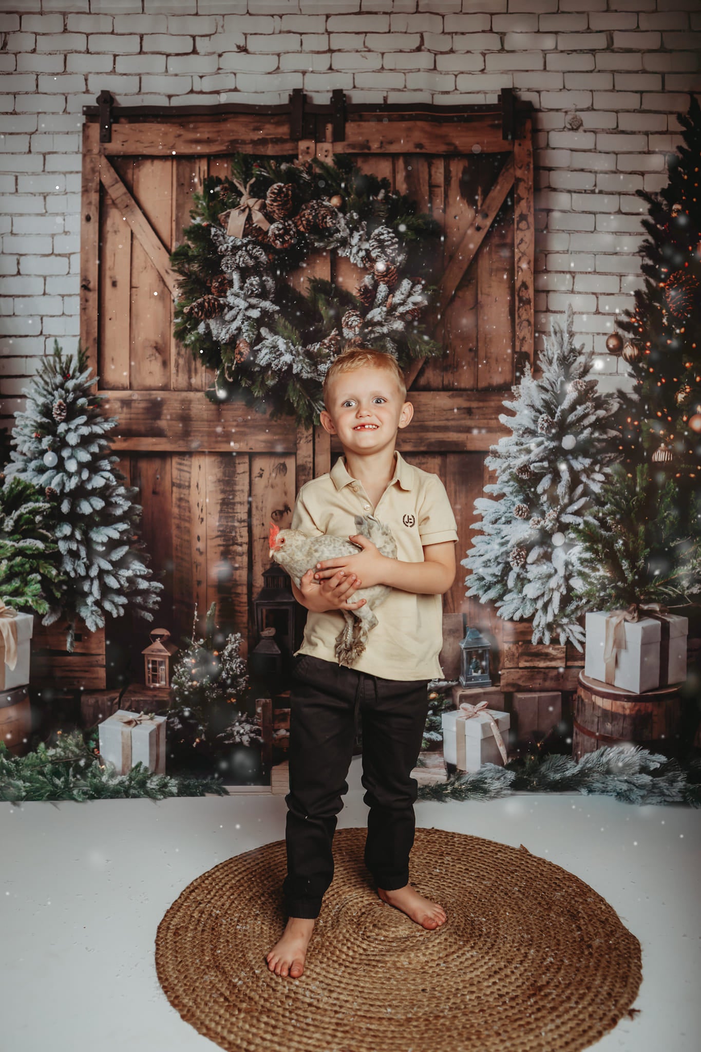 Offres Éclair #1 Kate Sapin de Noël Porte en bois Brun Grange Toile de fond conçue par Emetselch - Kate Backdrop FR