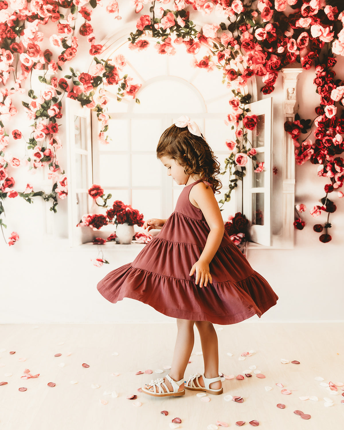 Offres Éclair #2 Kate Saint Valentin Printemps Mur Floral Toile de fond conçue par Emetselch - Kate Backdrop FR