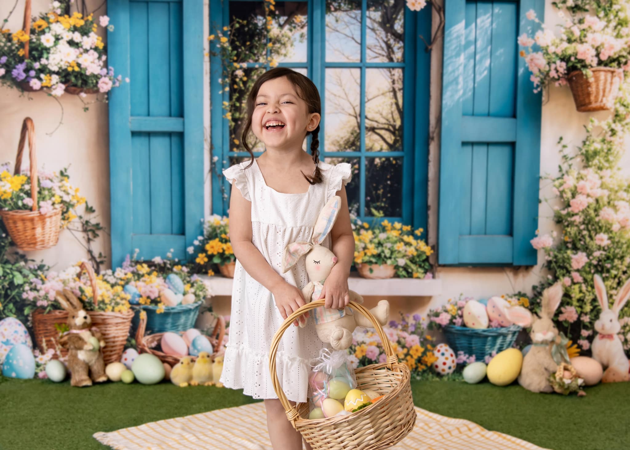 Kate Pâques Lapin Fleurs Fenêtre Bleu Toile de fond conçue par Emetselch - Kate Backdrop FR