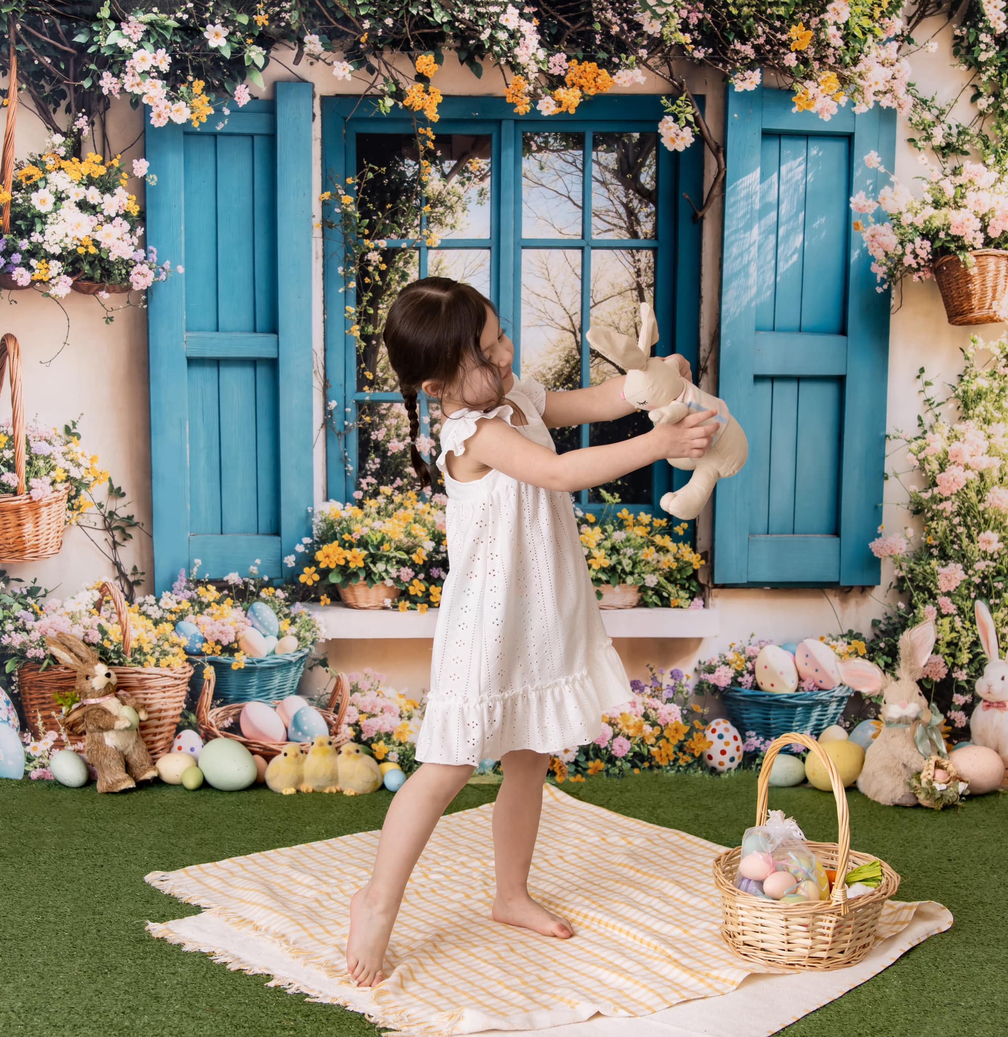 Kate Pâques Lapin Fleurs Fenêtre Bleu Toile de fond conçue par Emetselch - Kate Backdrop FR