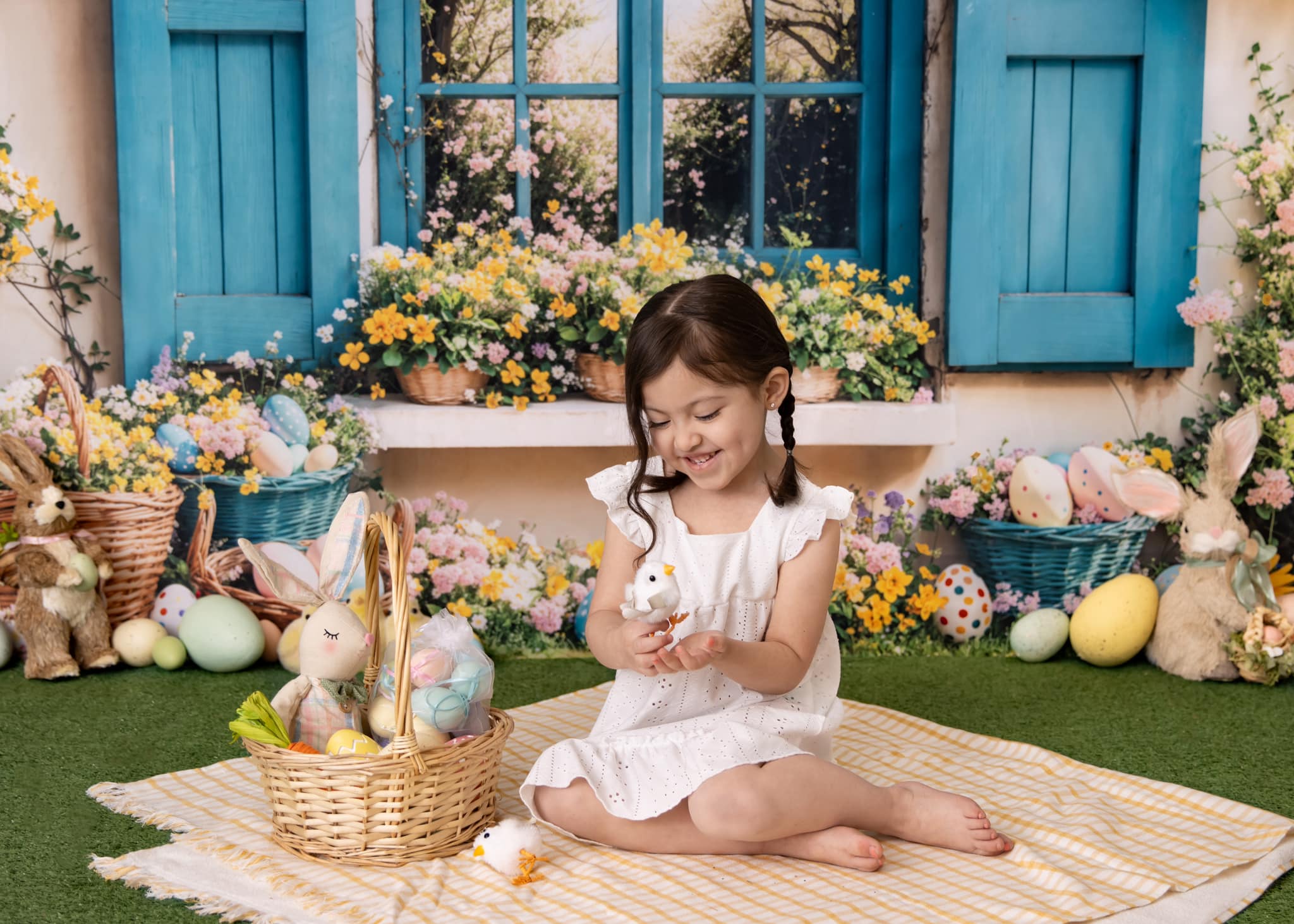 Kate Pâques Lapin Fleurs Fenêtre Bleu Toile de fond conçue par Emetselch - Kate Backdrop FR