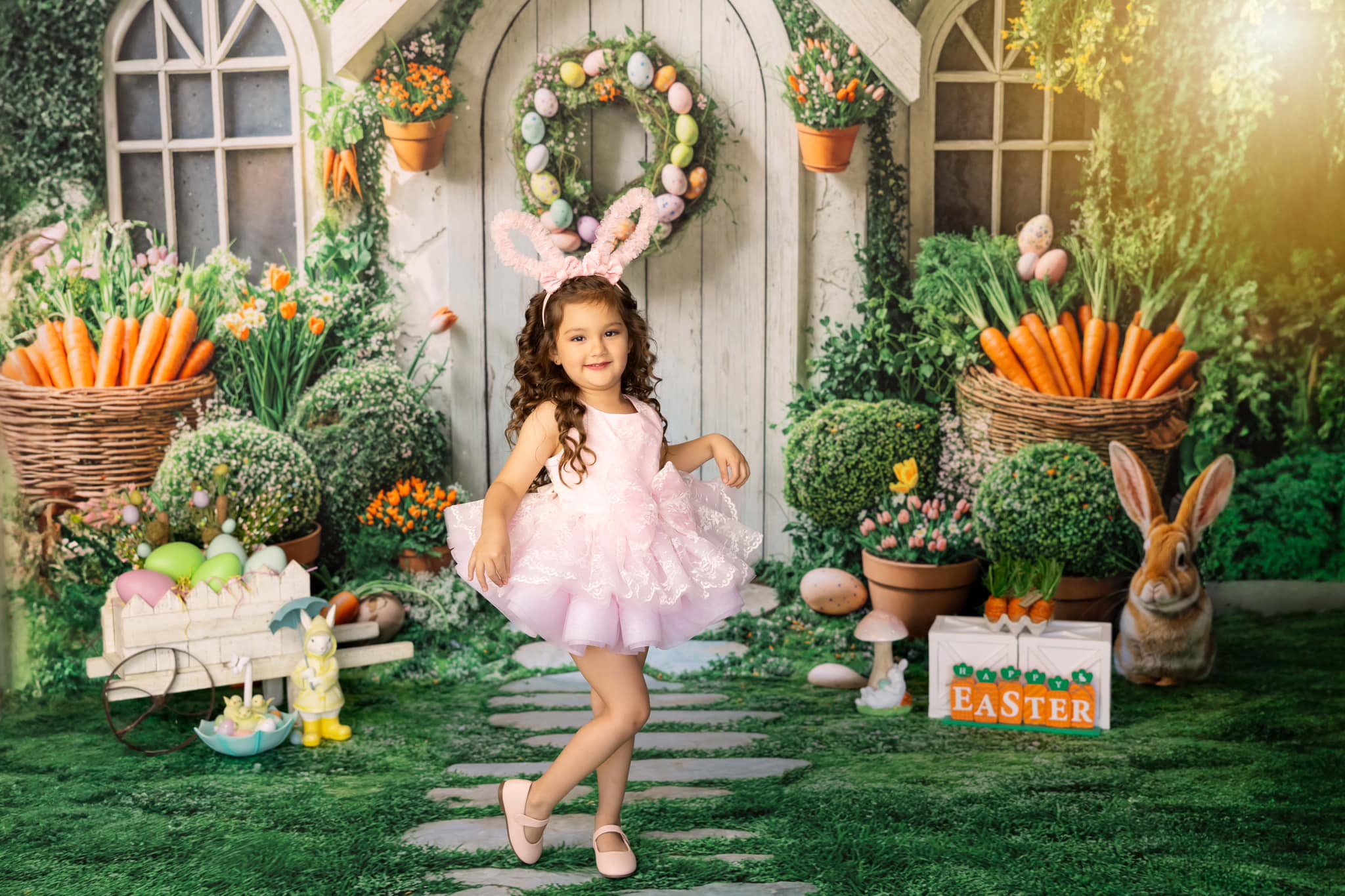 Kate Sweep Mur-à-Sol Pâques Maison Jardin Carottes Toile de fond conçue par Emetselch - Kate Backdrop FR