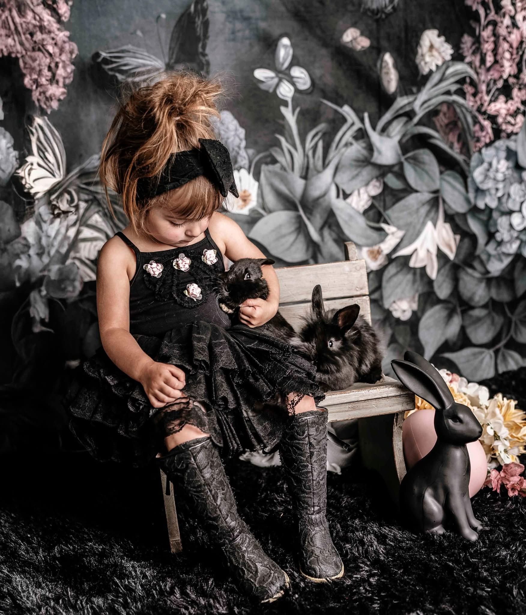Kate Papillon Floral Noir Mur Toile de fond conçu par Angela Marie Photographie - Kate Backdrop FR
