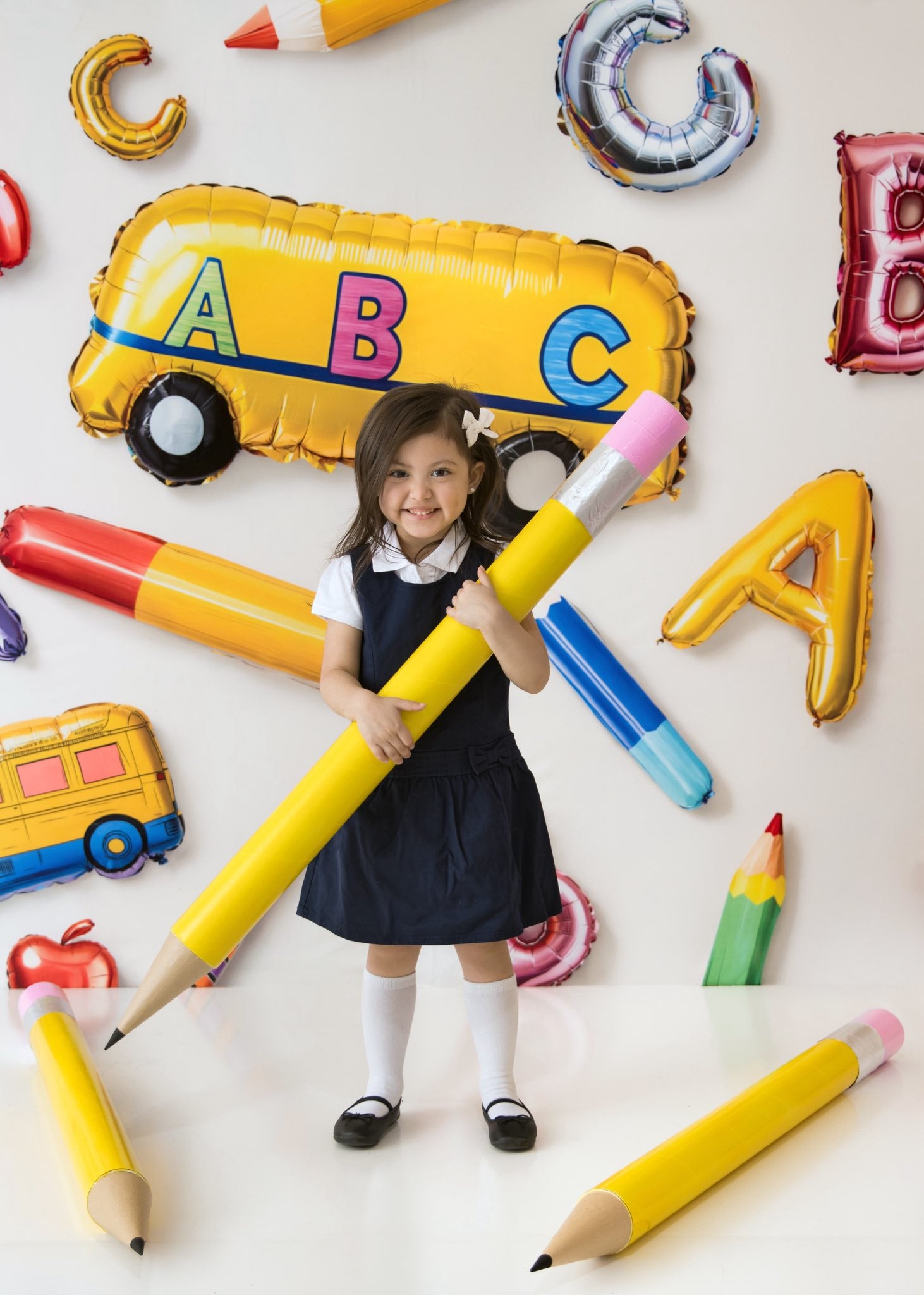 Kate Scolaire Ballons Alphabet Bus Toile de fond conçue par Emetselch - Kate Backdrop FR