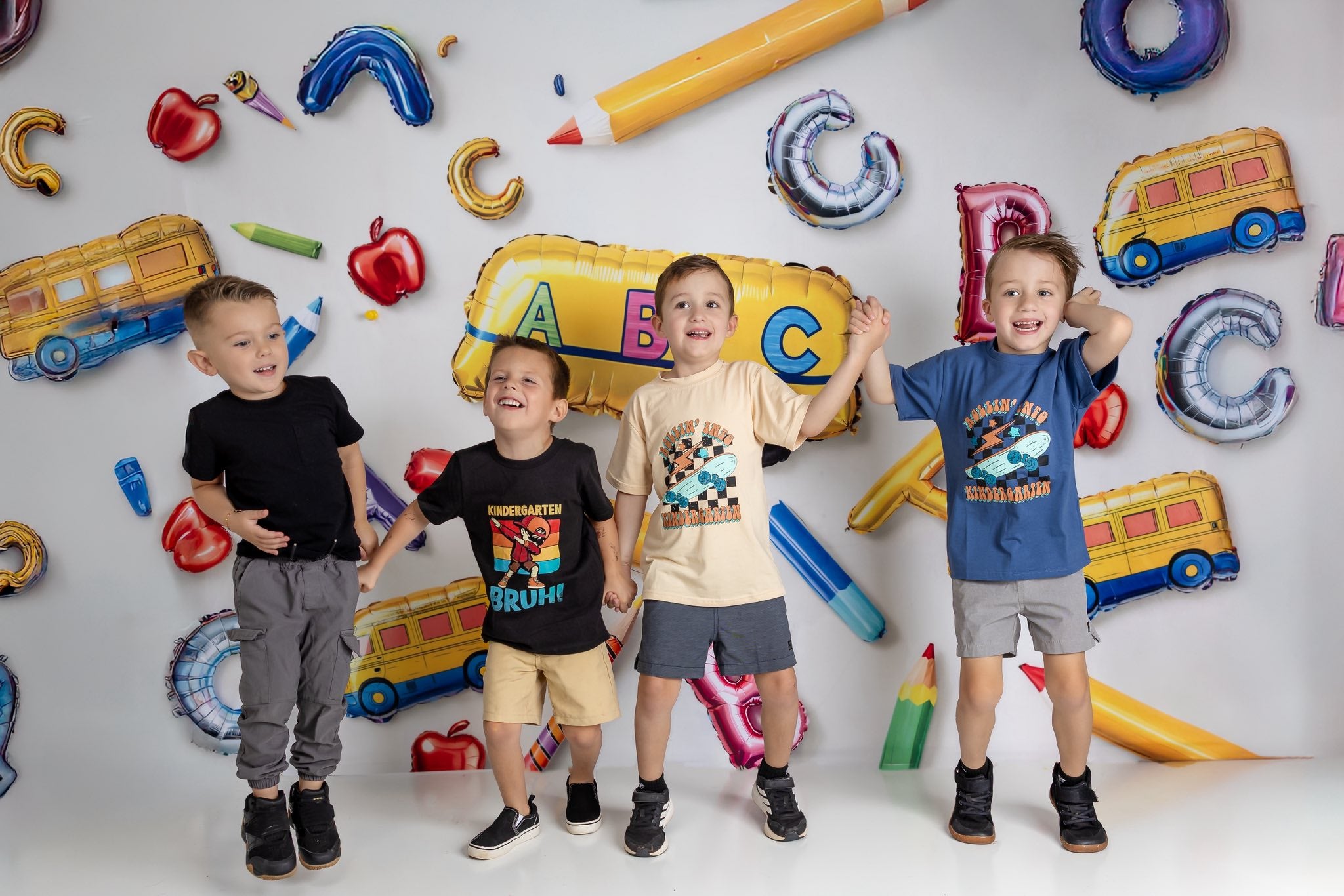 Kate Scolaire Ballons Alphabet Bus Toile de fond conçue par Emetselch - Kate Backdrop FR