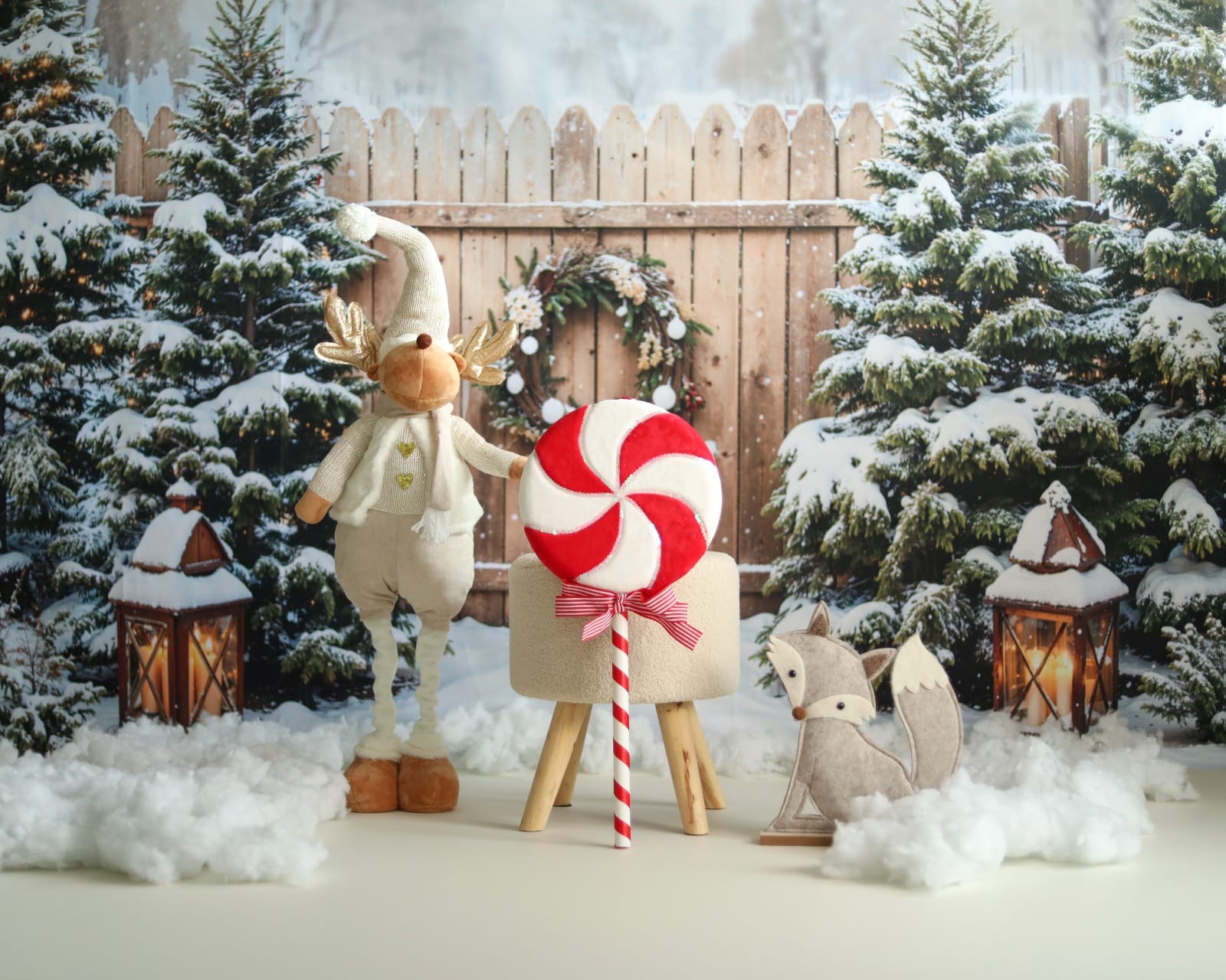 Kate Hiver Extérieur Forêt Sapin de Noël Clôture Toile de fond conçue par Emetselch - Kate Backdrop FR