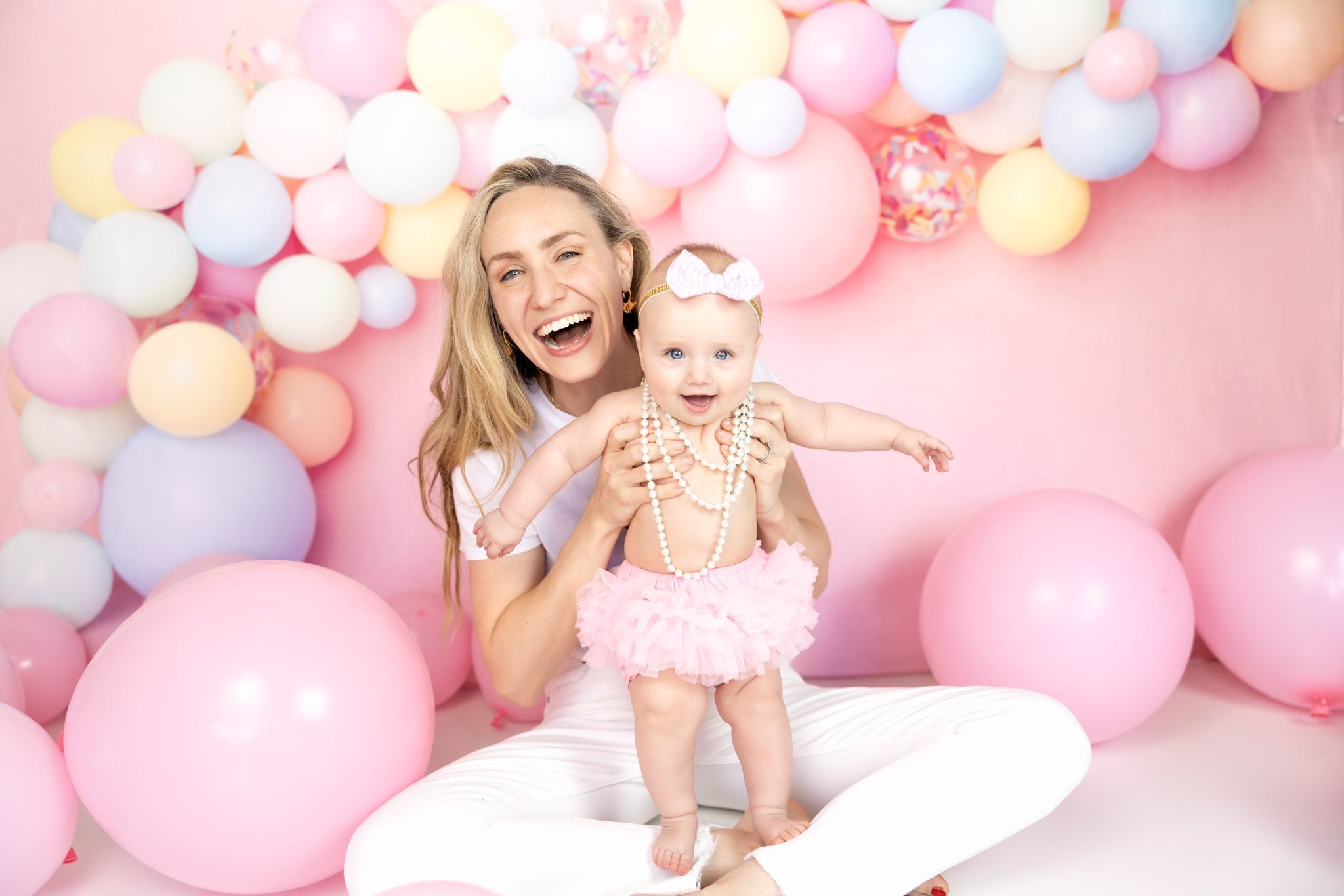 Kate Anniversaire Rose Ballons Pastel Toile de fond conçu par Melissa King - Kate Backdrop FR