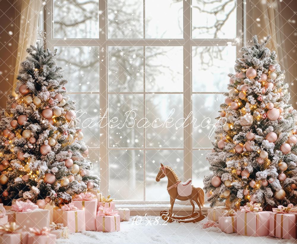 Kate Noël Sapins Cheval Fenêtre Cadeaux Toile de fond conçue par Patty Roberts