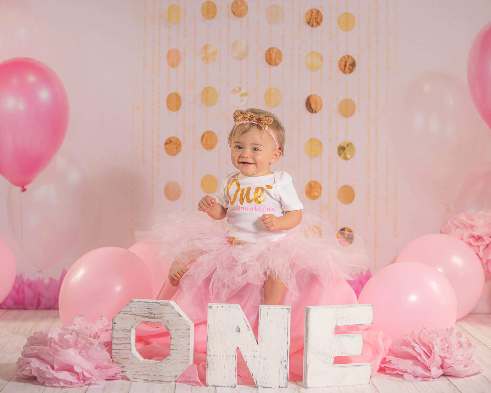 Kate Cake smash Ballons Rose Anniversaire Pois doré Toile de fond conçue par Jessica Evangeline - Kate Backdrop FR