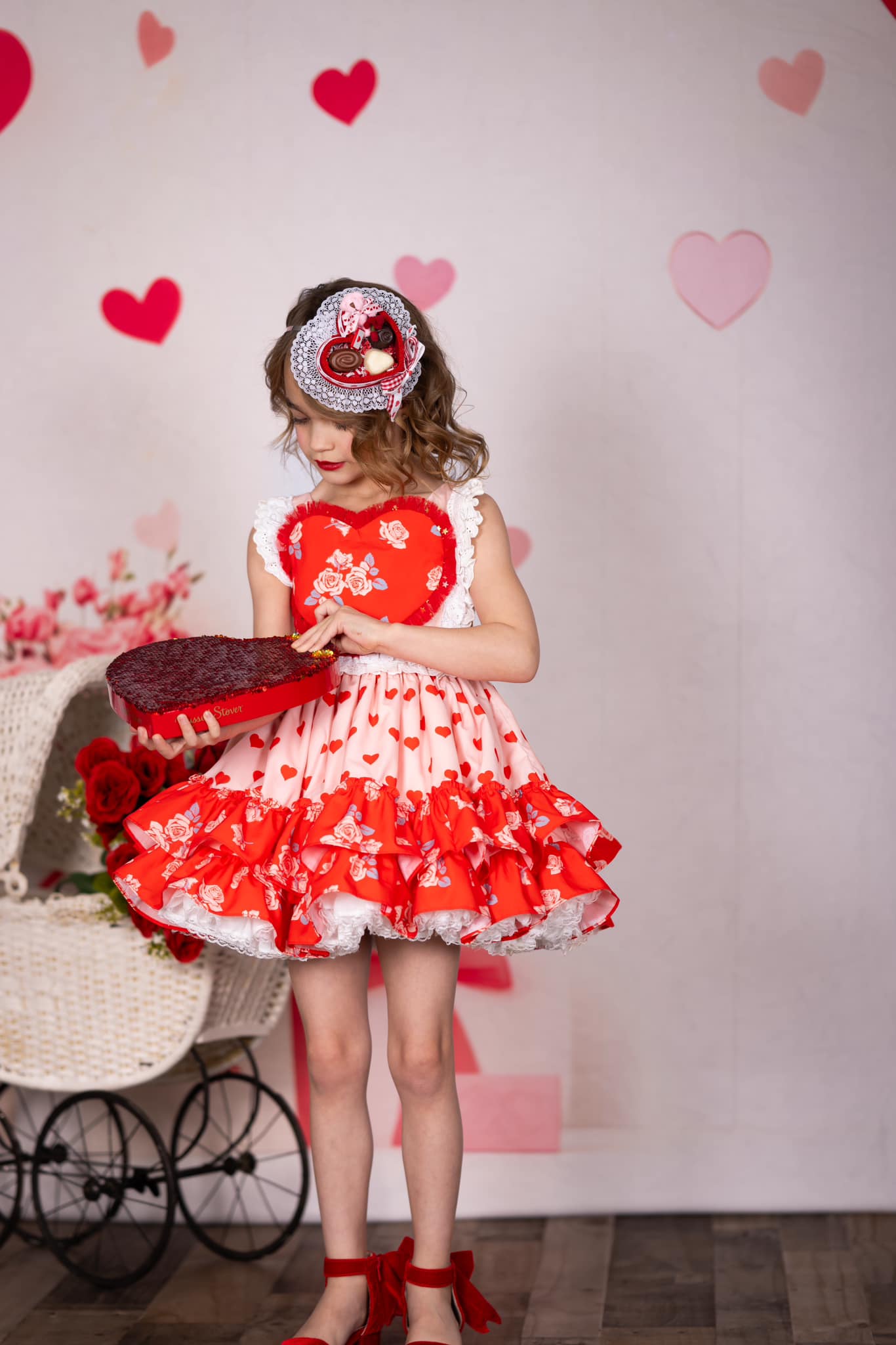 Kate Saint-Valentin Machine à écrire Cœurs Vintage Toile de fond conçue par Patty Roberts - Kate Backdrop FR