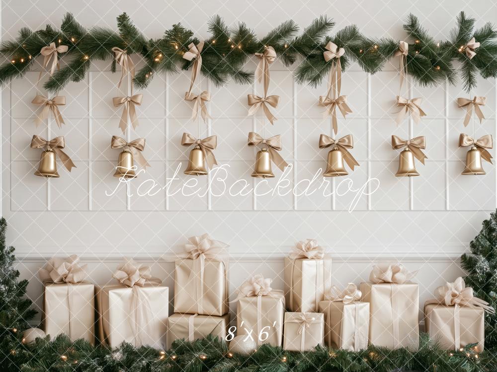 Kate Noël Clochettes Cadeaux Mur Blanc Toile de fond conçue par Patty Roberts