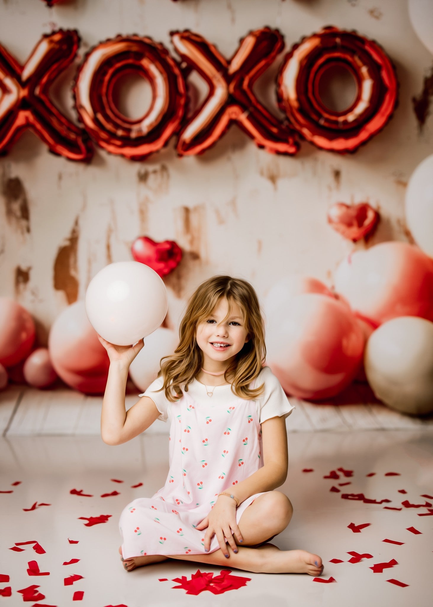 Kate Saint-Valentin XOXO Ballons Rouge Toile de fond conçue par Patty Roberts - Kate Backdrop FR