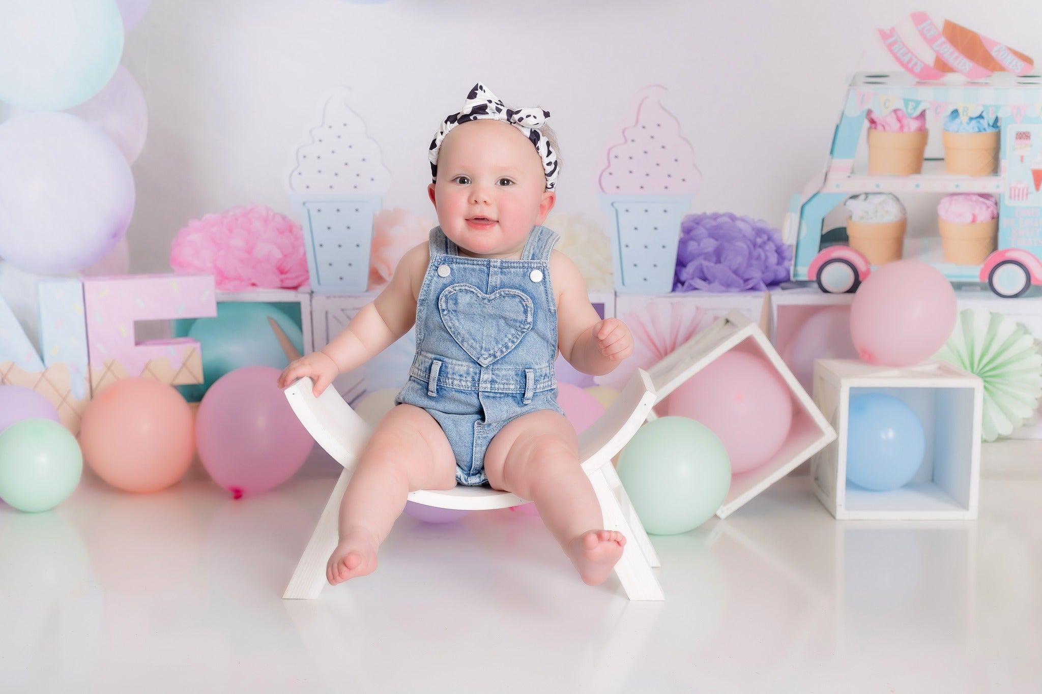 Kate Crème glacée Pastel Été Ballons Toile de fond conçu par Caitlin Lynch - Kate Backdrop FR