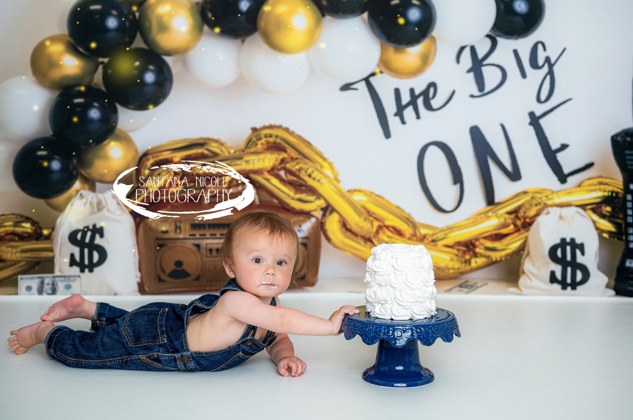 Kate Pirate The Big One Balloon Toile de fond conçue par Megan Leigh