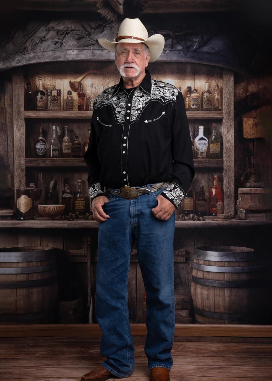 Kate Vieux Occidental Salon Mur Toile de fond conçue par Mandy Ringe - Kate Backdrop FR