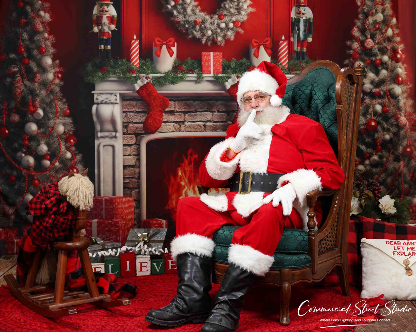 Kate Rouge Sapin de Noël Feu Cadeaux Toile de fond Conçu par Chain Photographie - Kate Backdrop FR